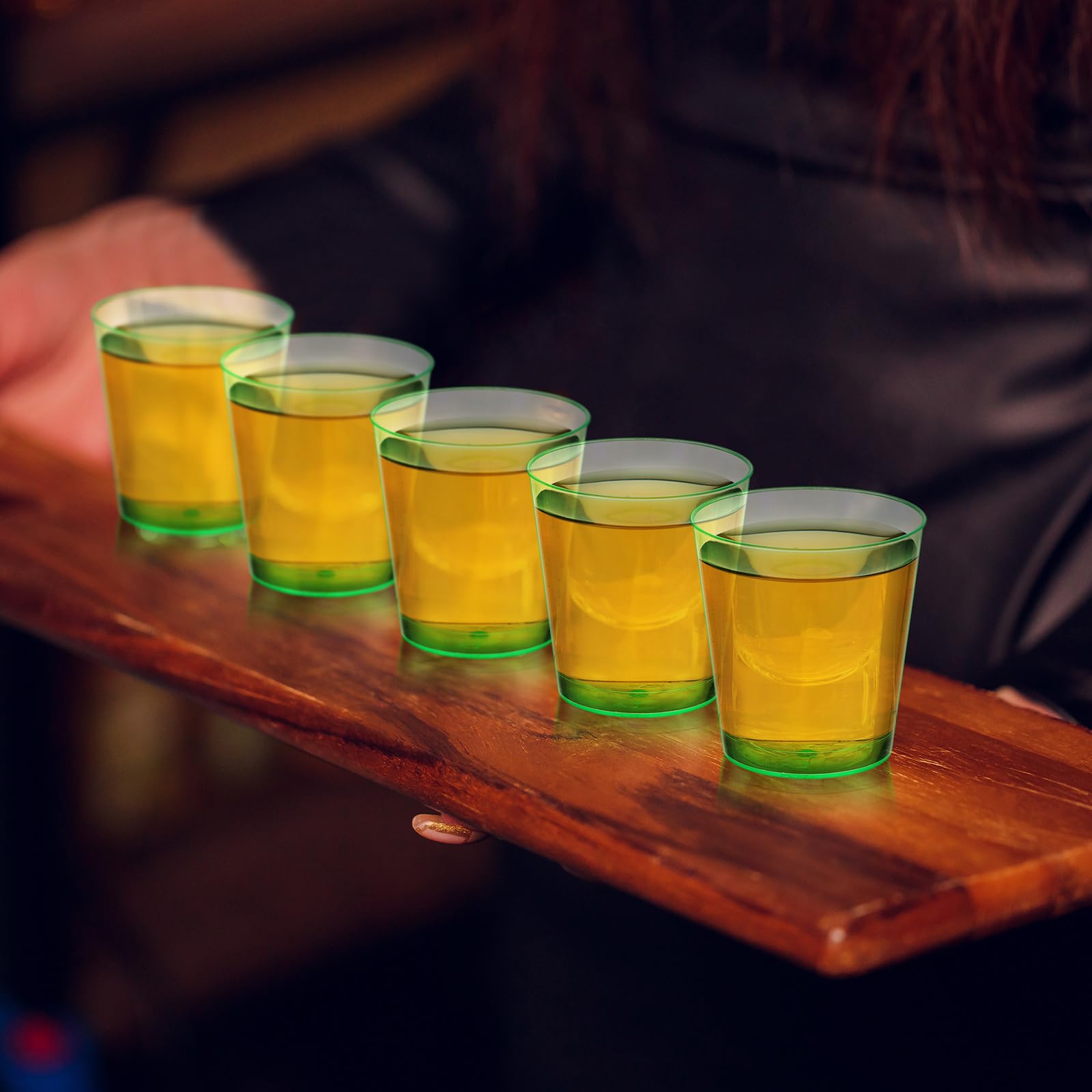300 Pack 1oz Plastic Shot Glasses - Mini Reusable Party Cups for Wedding, Halloween, Beer Tasting, Snack Samples & Cocktails (Green) - Perfect for Bars, Catering & Home Entertaining