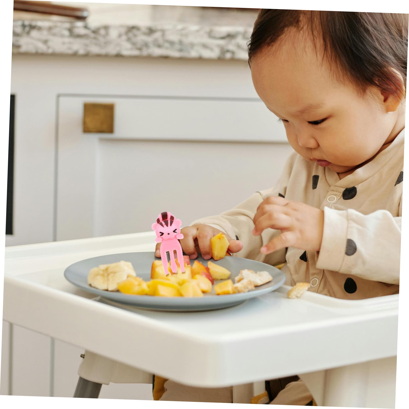 8pcs Cute Cartoon Animal Fruit Forks - Colorful Plastic Bento Dessert Picks for Kids, Party Snacks, and Fruit Platters - Perfect for Lunch Boxes, Picnics, and Birthday Celebrations