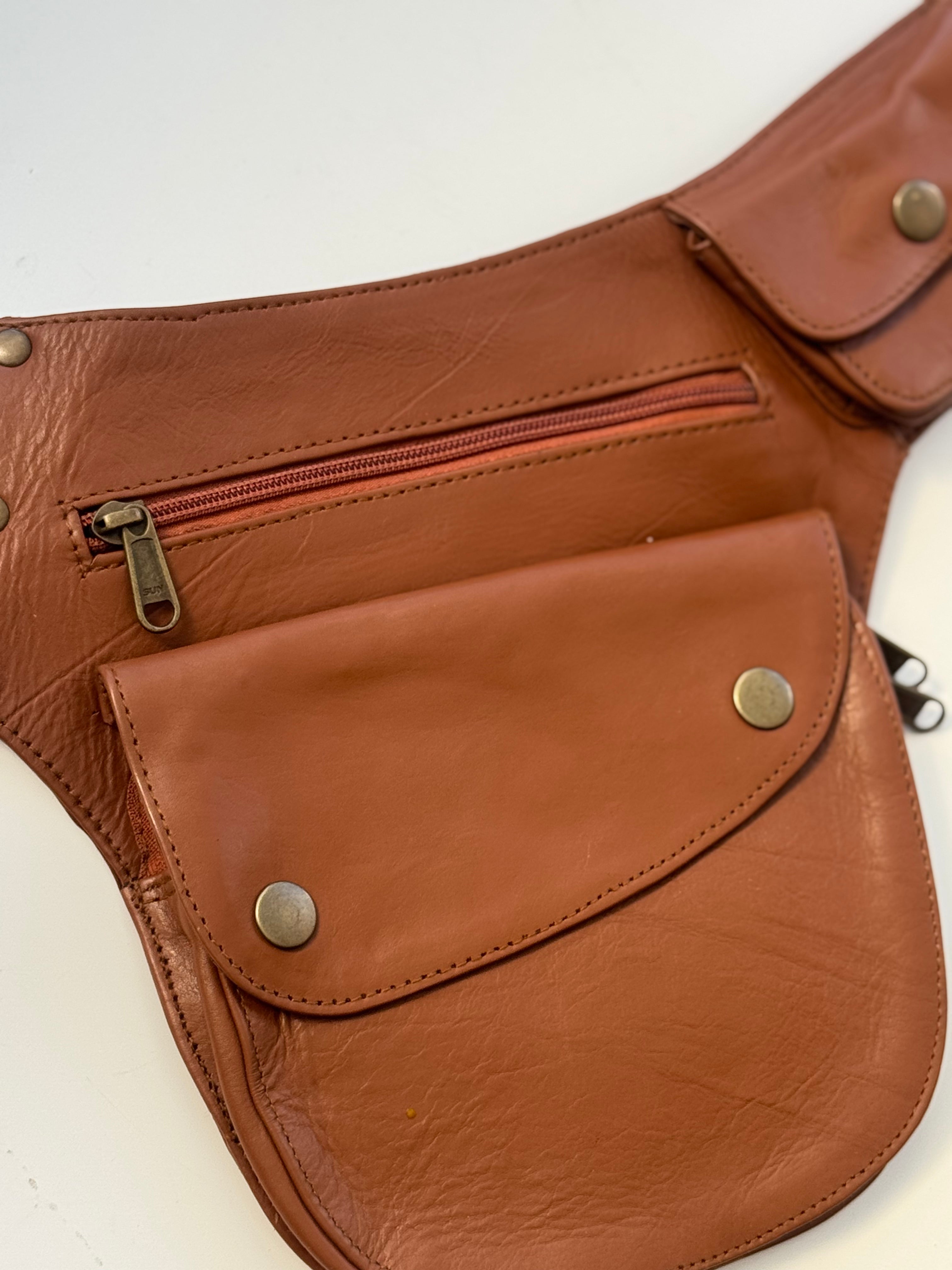 Genuine Leather Hip Bag for Men & Women - Saddle Brown Crossbody Waist Pack - Perfect for Travel, Hiking, and Everyday Use