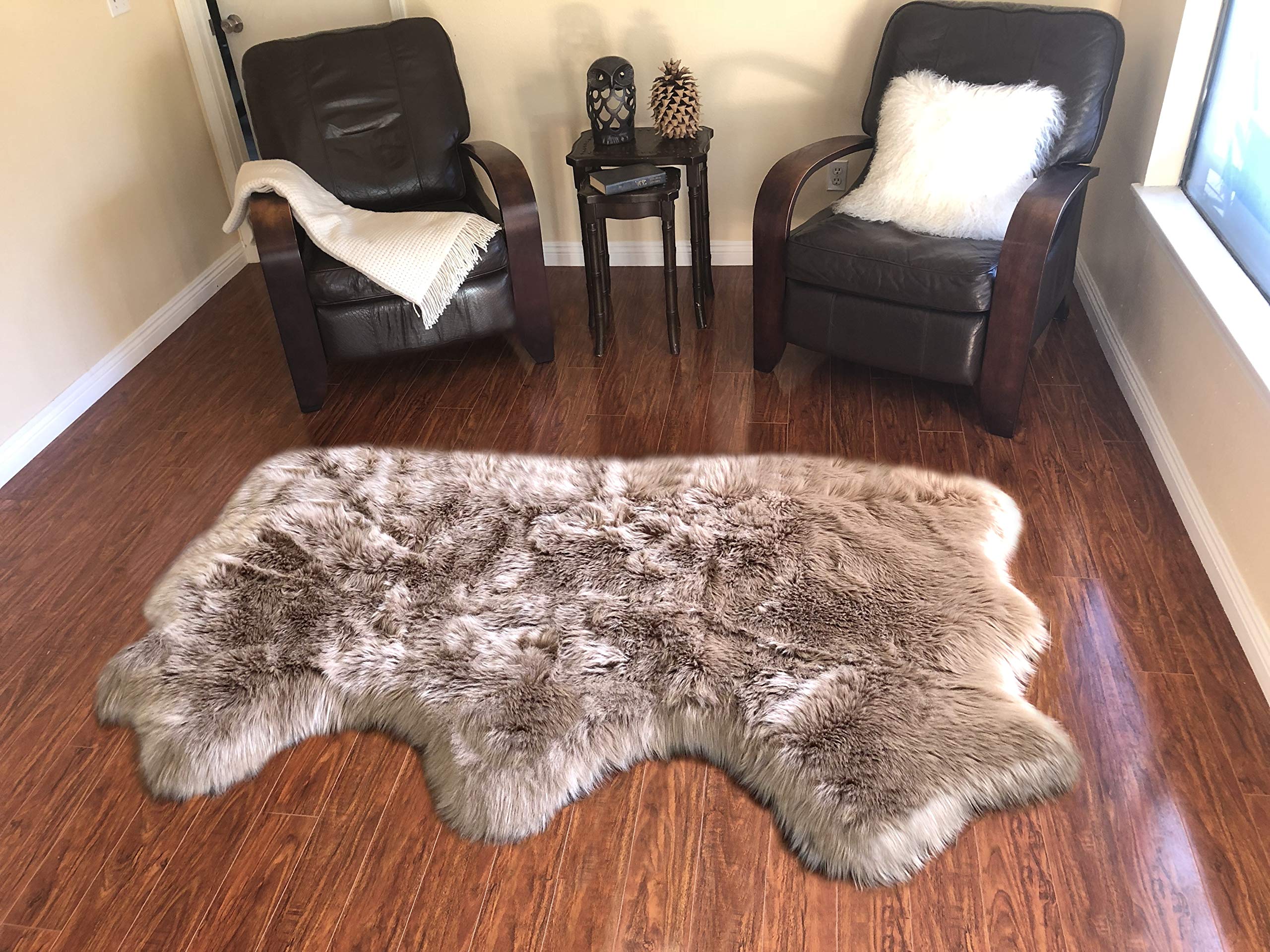 LAMBZY Genuine Sheepskin Silky Area Rug - 3' x 4'4