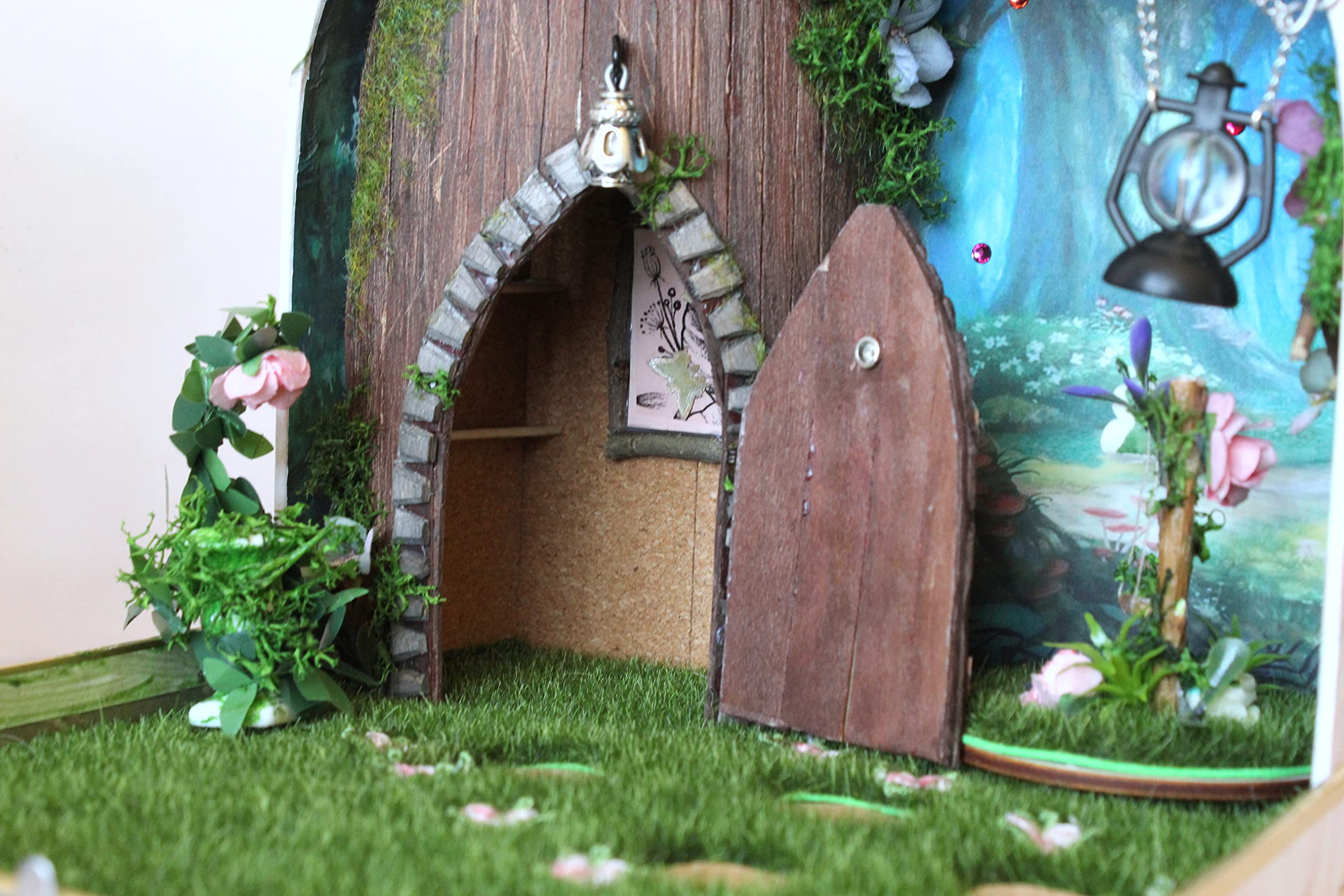 1:12 Scale Miniature Fairy Dollhouse Forest Diorama - Magical Suitcase Room for Fairy Garden & Fantasy Display - Perfect for Collectors, Home Decor, and Creative Play