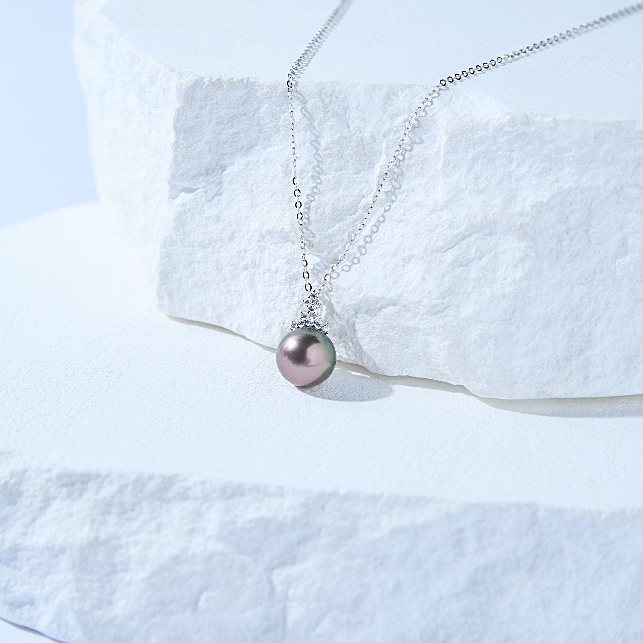 18K Solid Gold Tahitian Pearl Necklace for Women - Genuine Saltwater Pearl Jewelry - Elegant Gift for Wedding, Anniversary & Special Occasions