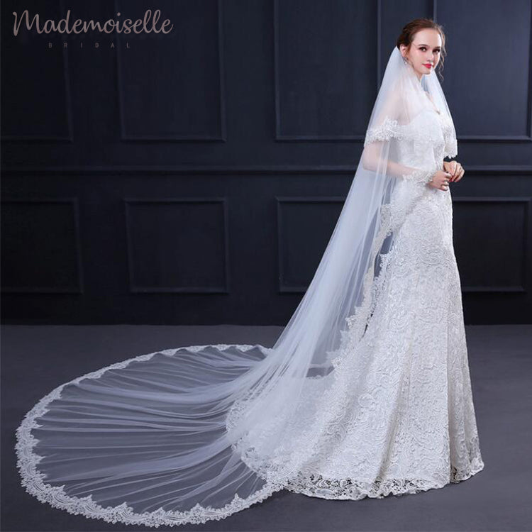 Delphia Veil - Elegant Bridal Veil for Weddings & Special Occasions | Perfect for Brides, Prom & Formal Events