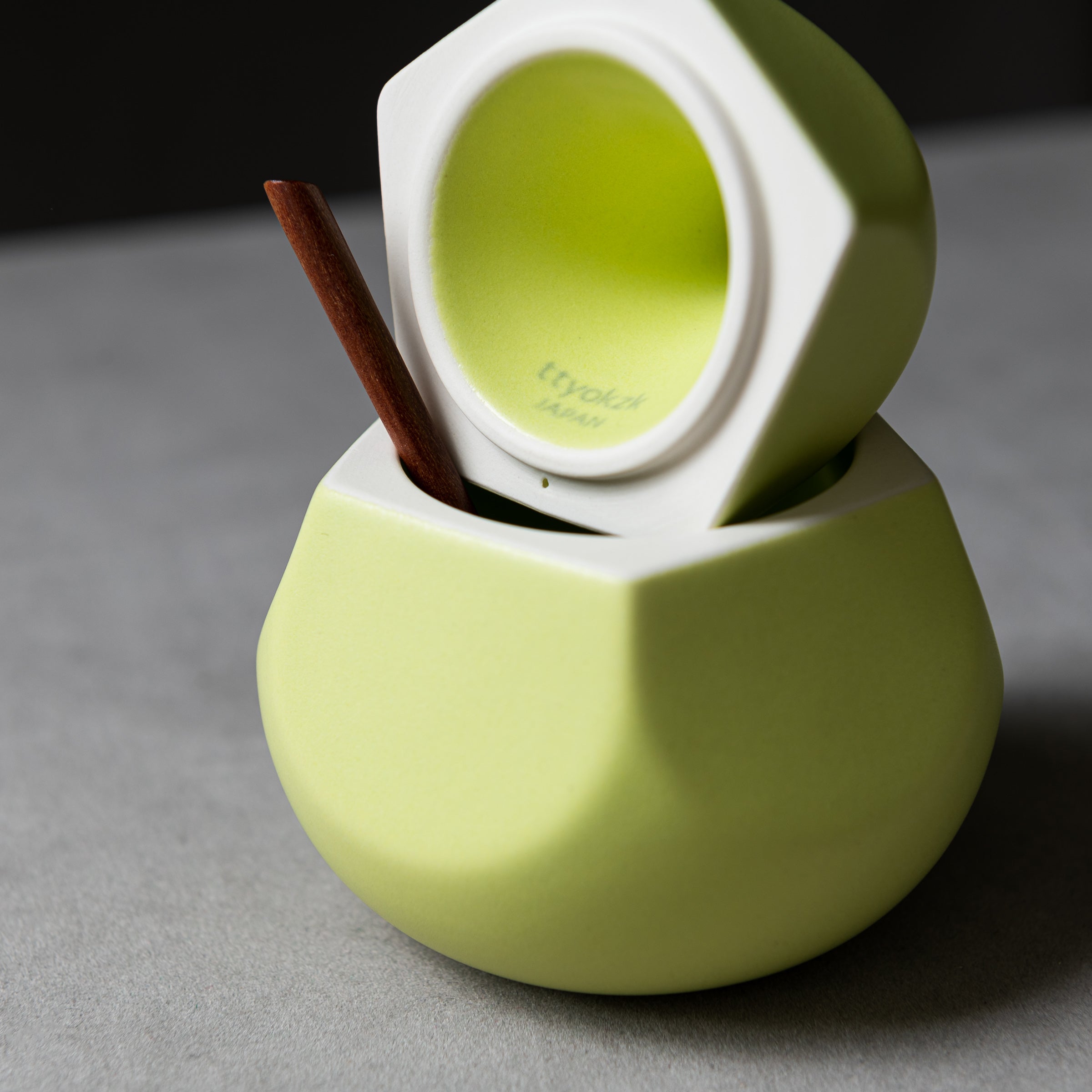 Pear Sugar Pot - 3 Stylish Colors for Coffee, Tea & Dessert Presentation | Perfect for Home, Cafe & Restaurant Use