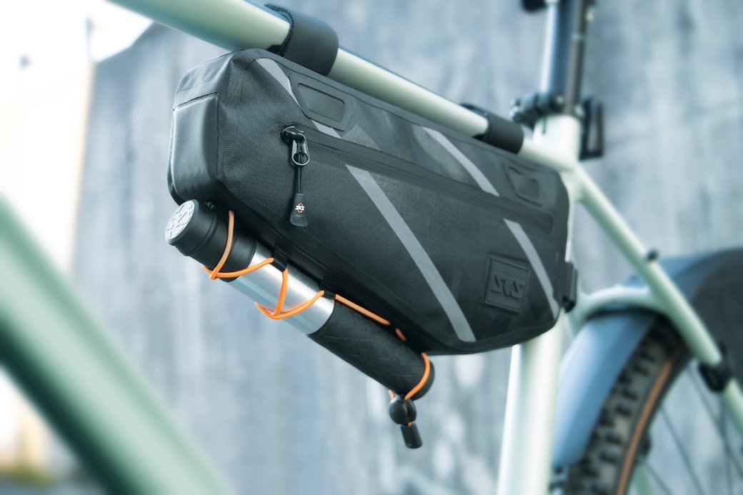 **2.7L Explore Frame Bike Bag - Lightweight & Waterproof Cycling Accessory for Mountain, Road & Commuter Bikes - Perfect for Adventure, Travel & Daily Rides**