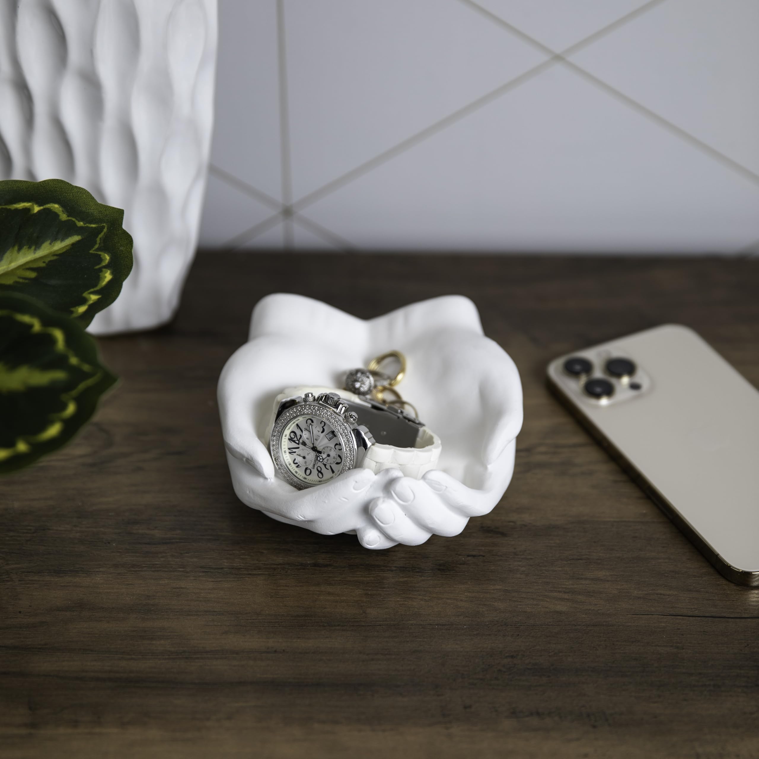 Danya B. CSK8076 White Poly Resin Decorative Tray - Elegant Hands Holder for Jewelry, Keys, Candles & Candy | 5.25