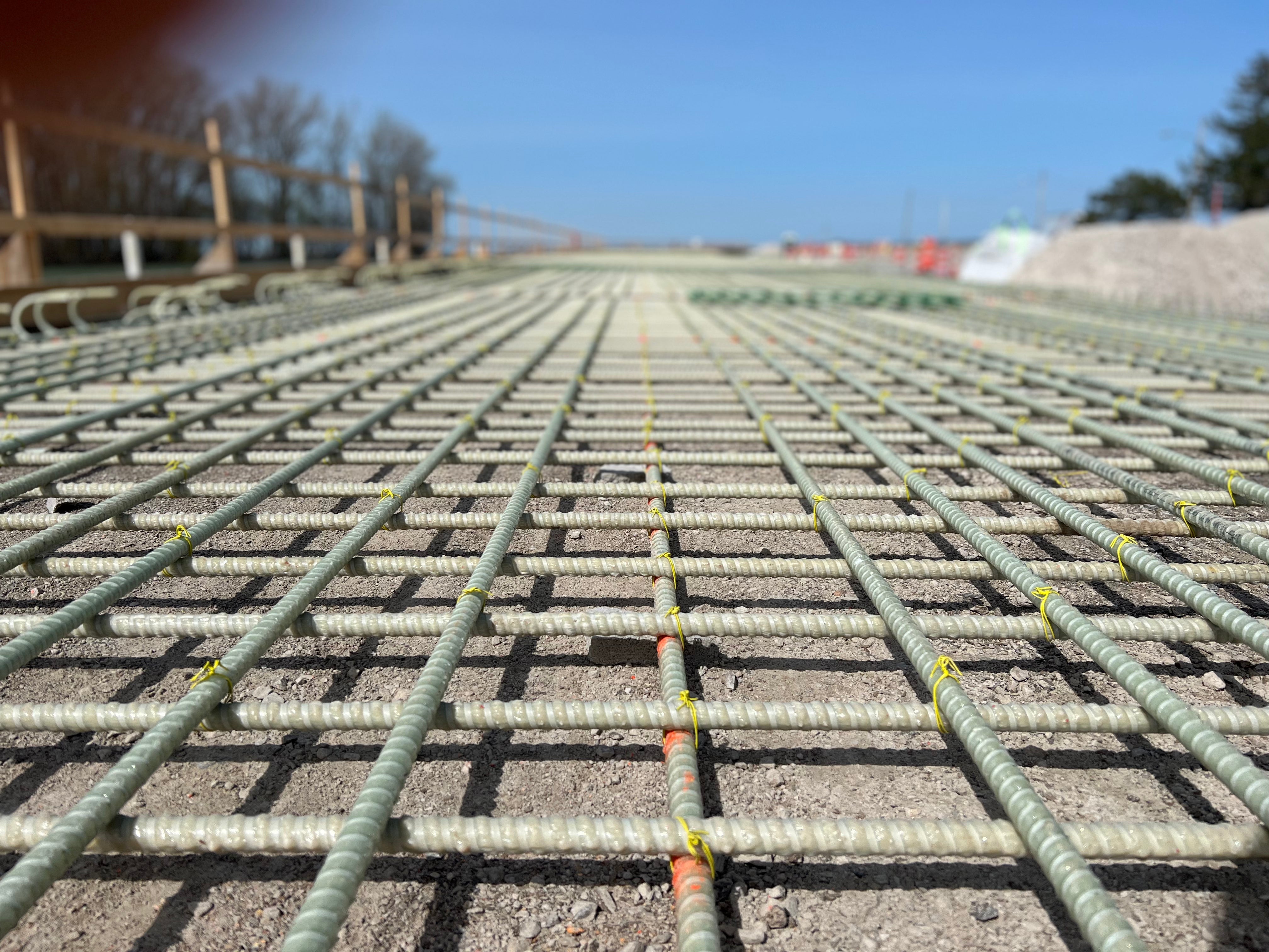4EQ Structural Fiberglass Rebar (10M) - High Strength FRP Rebar for Concrete Reinforcement | Ideal for Construction, Infrastructure & DIY Projects