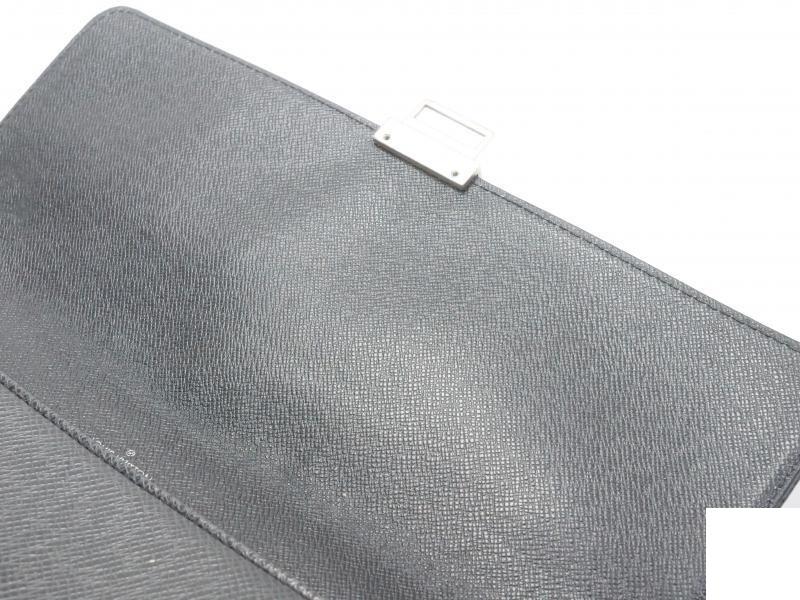 Authentic Pre-Owned Louis Vuitton Taiga Ardoise Black Pochette Selenga Clutch Bag M30782 - Luxury Vintage Handbag for Women, Perfect for Evening Parties, Date Nights & Special Occasions