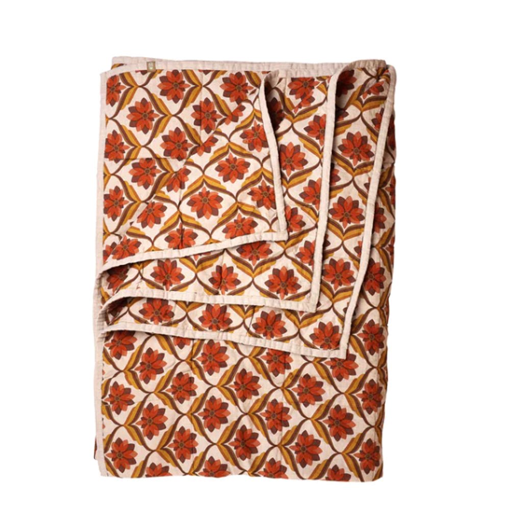 Stevie Floral Double-Sided Quilt - Reversible Bedspread for All Seasons | Perfect for Bedroom Decor, Guest Room, and Cozy Home Styling