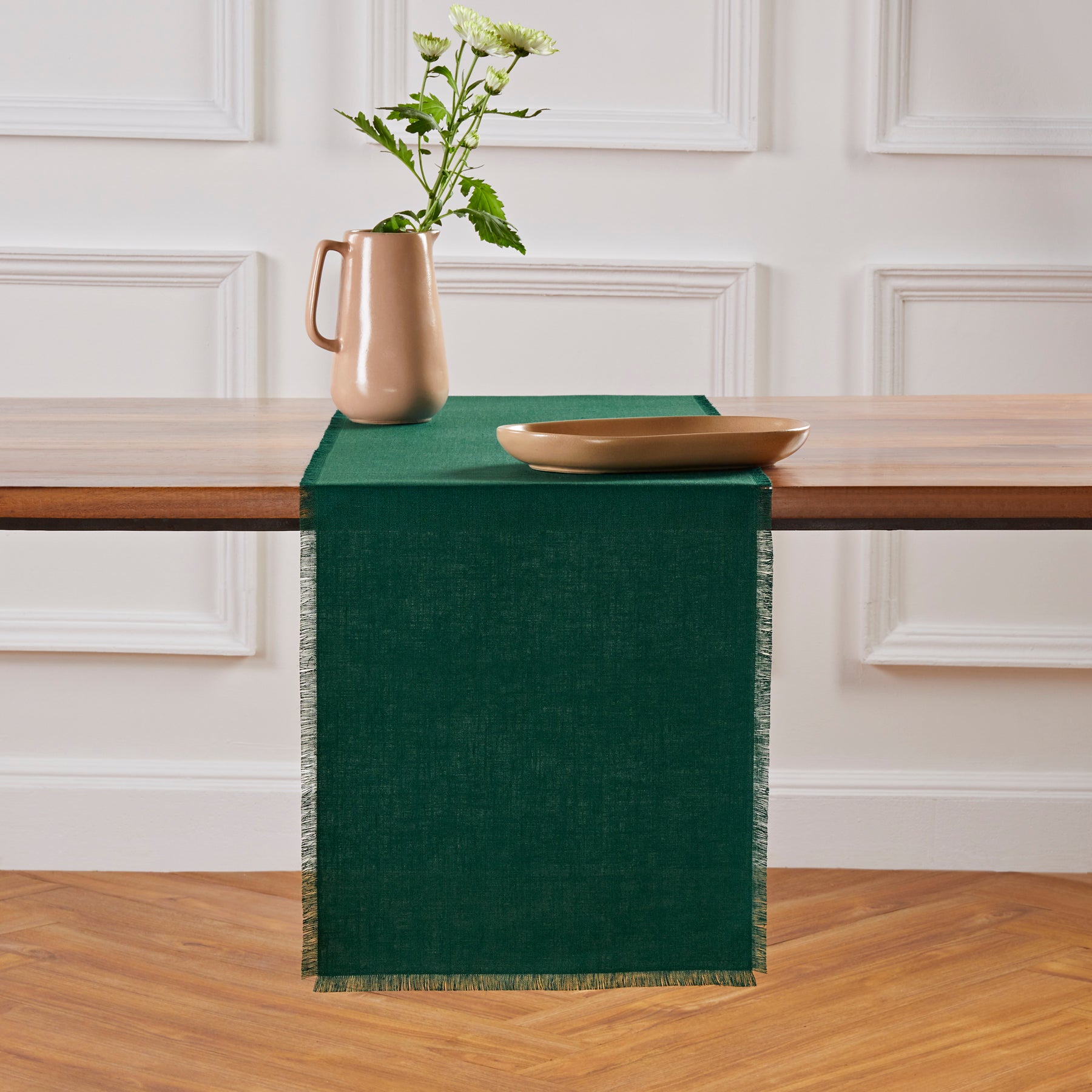 Elegant Fringe Table Runner for Dining Room Decor - Perfect for Weddings, Parties, and Home Decor