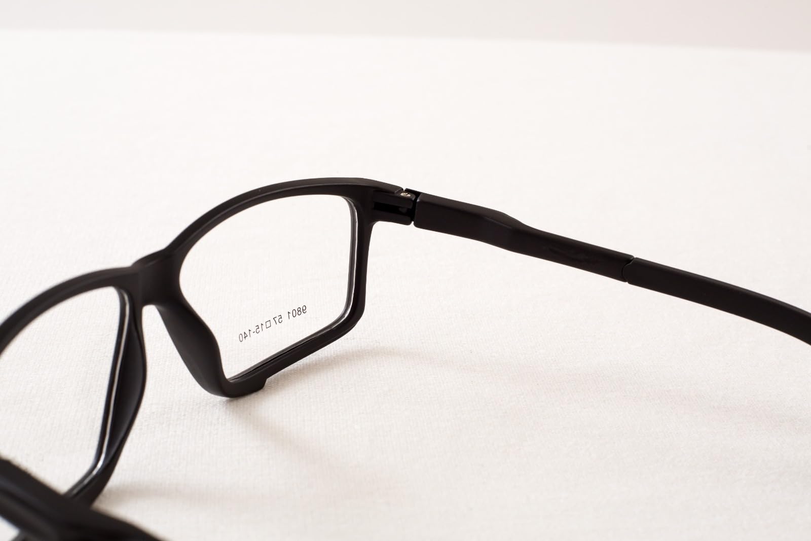 Blue Light Blocking Glasses for Men & Women - Retro Style Anti Eyestrain Computer Glasses for Gaming, PC, TV & Mobile Use - Non-Prescription Blue Light Filter Glasses with Lightweight Frame