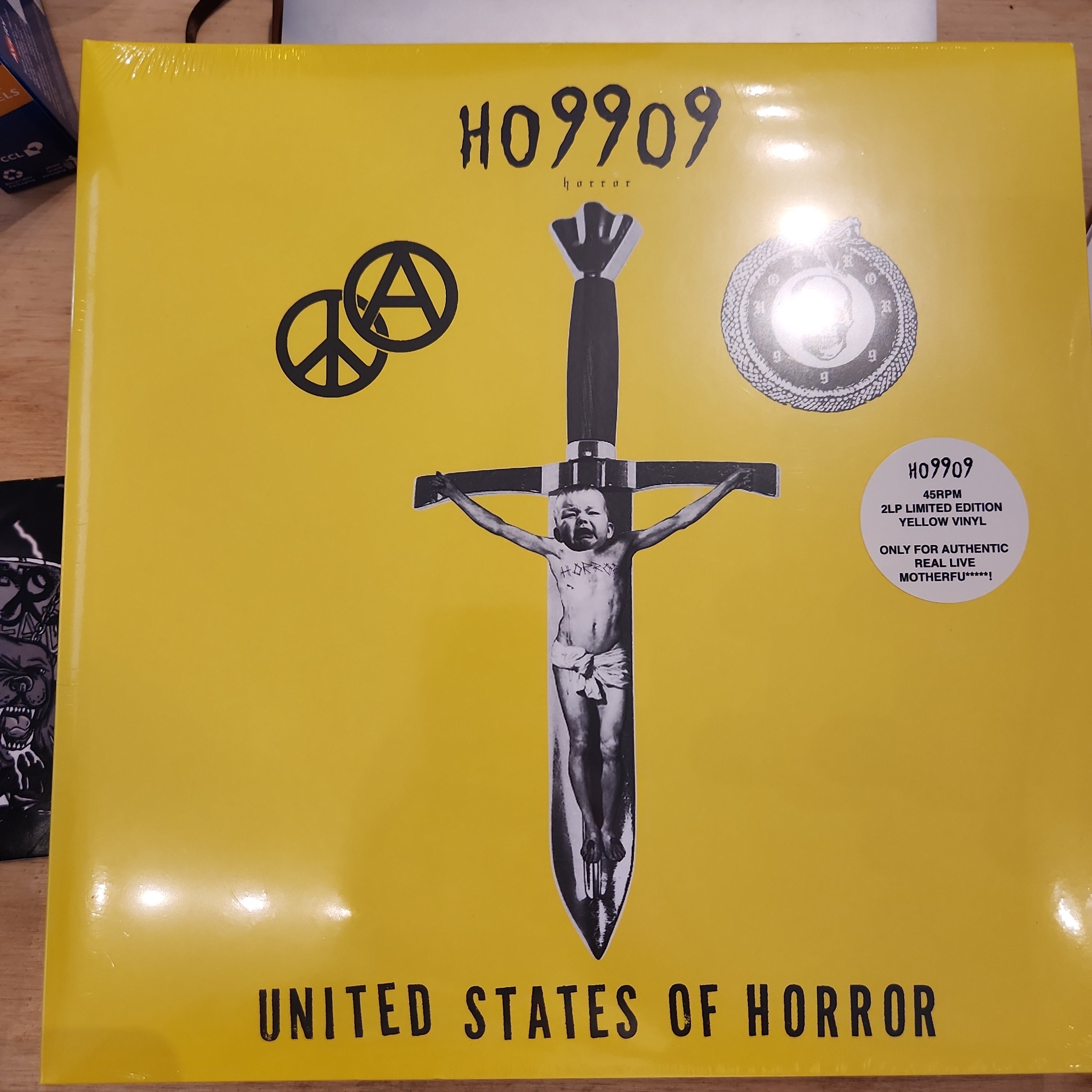 Ho99o9 - United States of Horror Limited Edition Yellow Double Vinyl LP | Punk Horrorcore Music | Perfect for Collectors & Music Enthusiasts