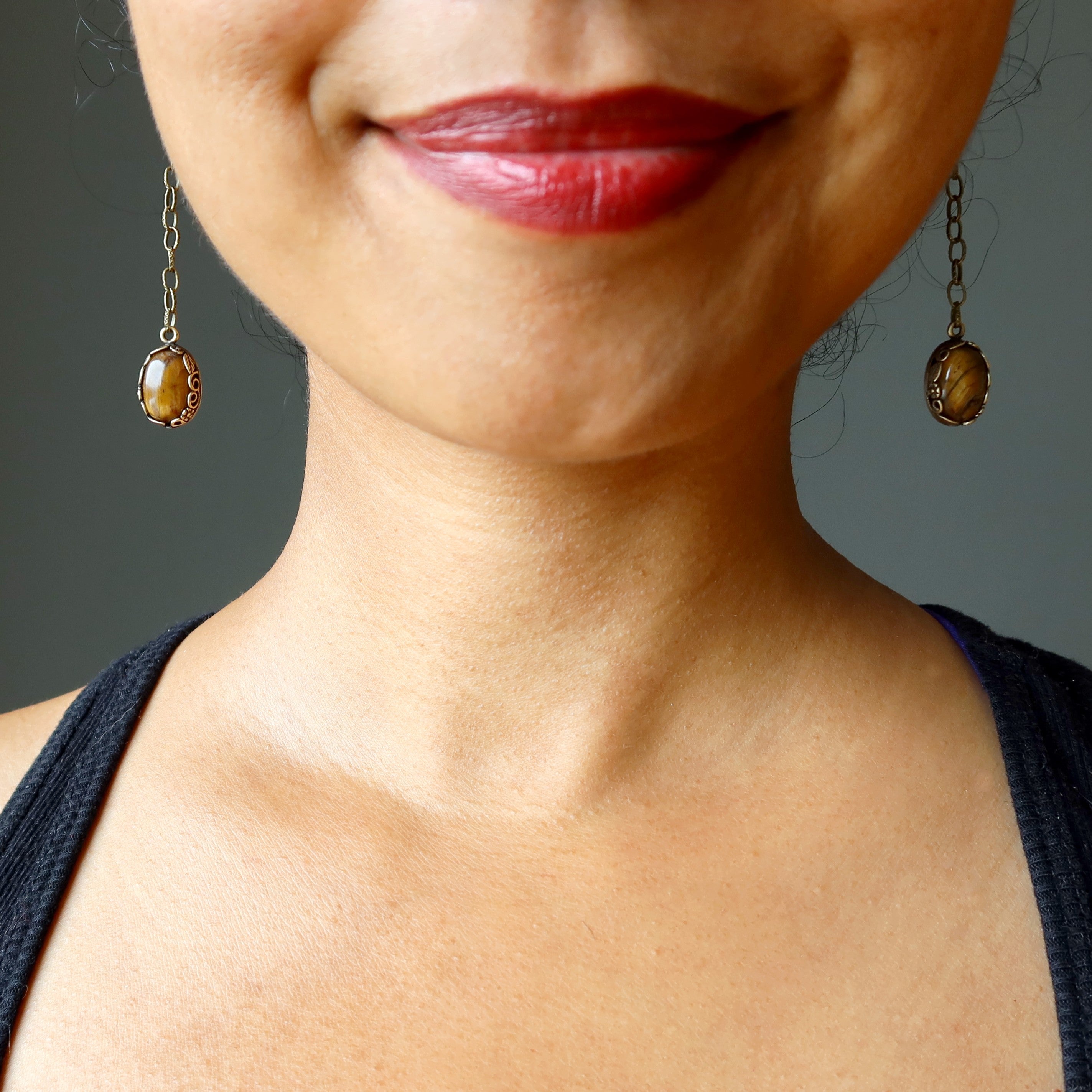 Tigers Eye Earrings for Women - Natural Stone Dangle Earrings with Chain, Boho Jewelry for Everyday Wear & Special Occasions