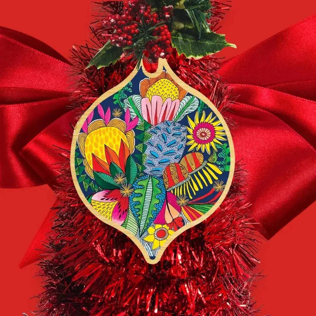 Wild Things Australian Christmas Card & Bauble - Festive Holiday Greeting Card with Ornament for Xmas Tree Decorations | Perfect for Holiday Gifts, Office Parties & Family Celebrations