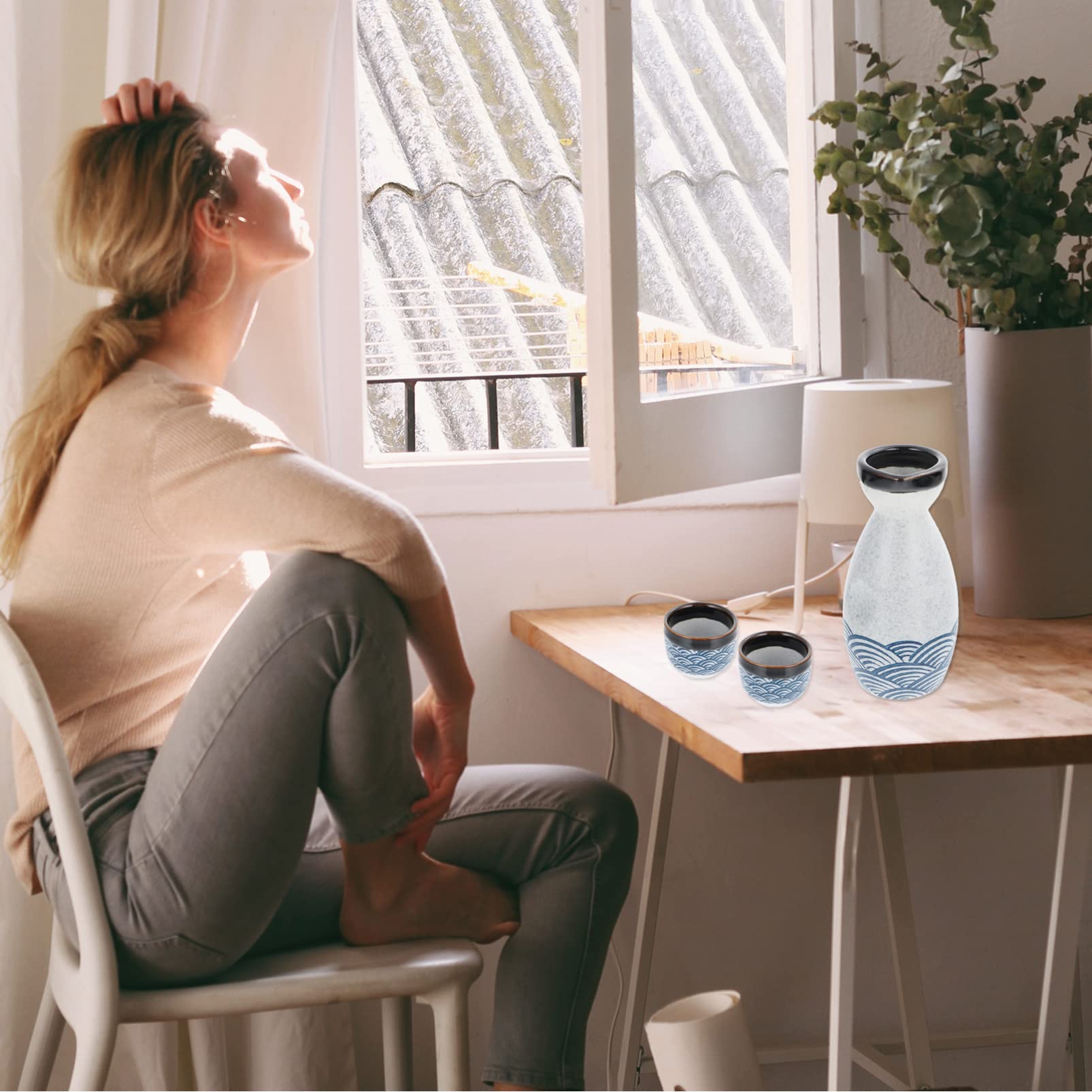 DOITOOL Traditional Japanese Sake Set - Ceramic Sake Pot & 4 Cups - Authentic Japanese Drinking Vessels for Sake, Tea, or Cocktails - Perfect for Home Entertaining, Japanese Culture Lovers & Unique Gift Giving (Blue)