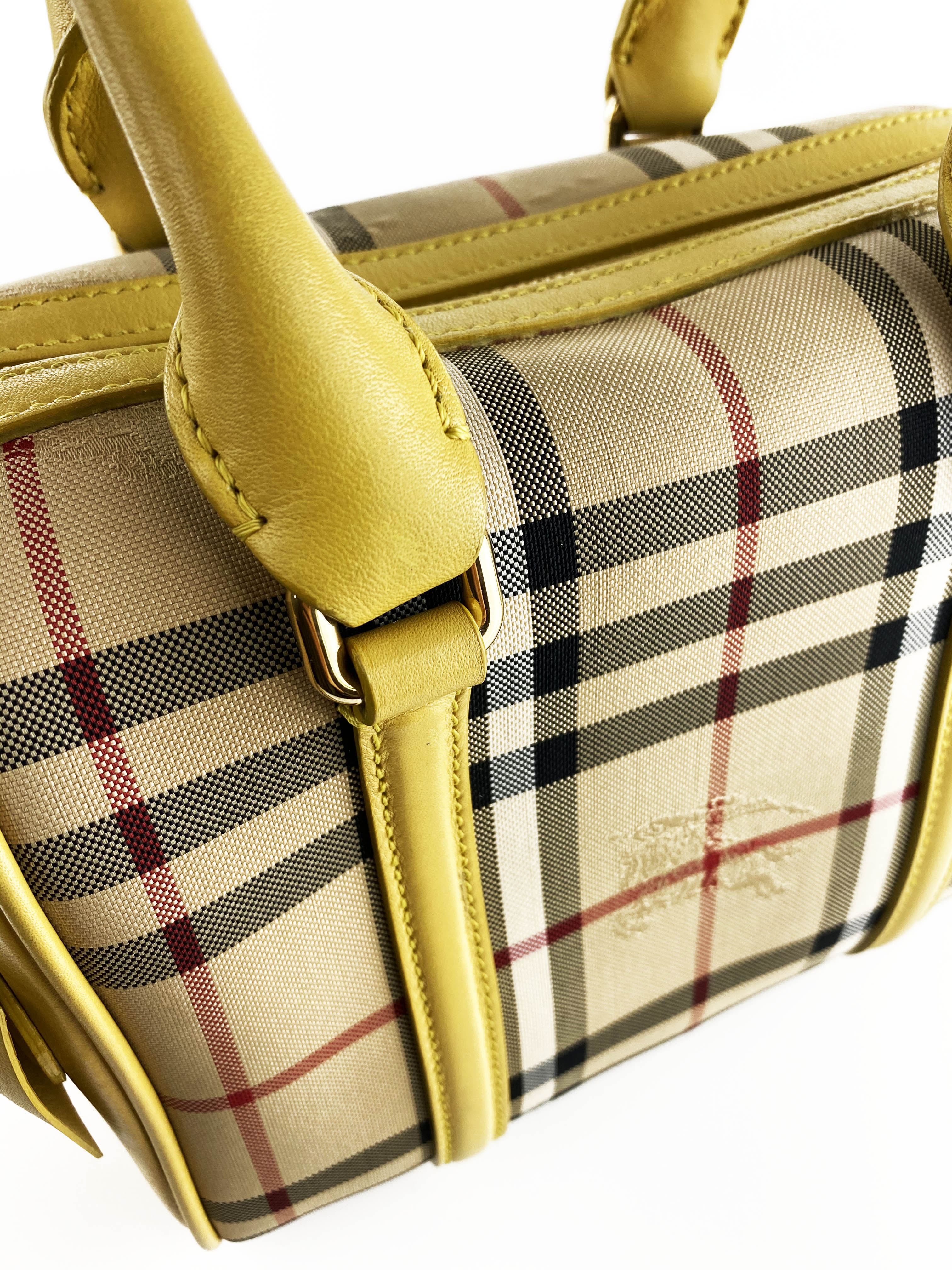 Burberry Horseferry Yellow Check Mini Bee Bow Crossbody Bag - Elegant Women's Handbag for Date Night & Special Occasions