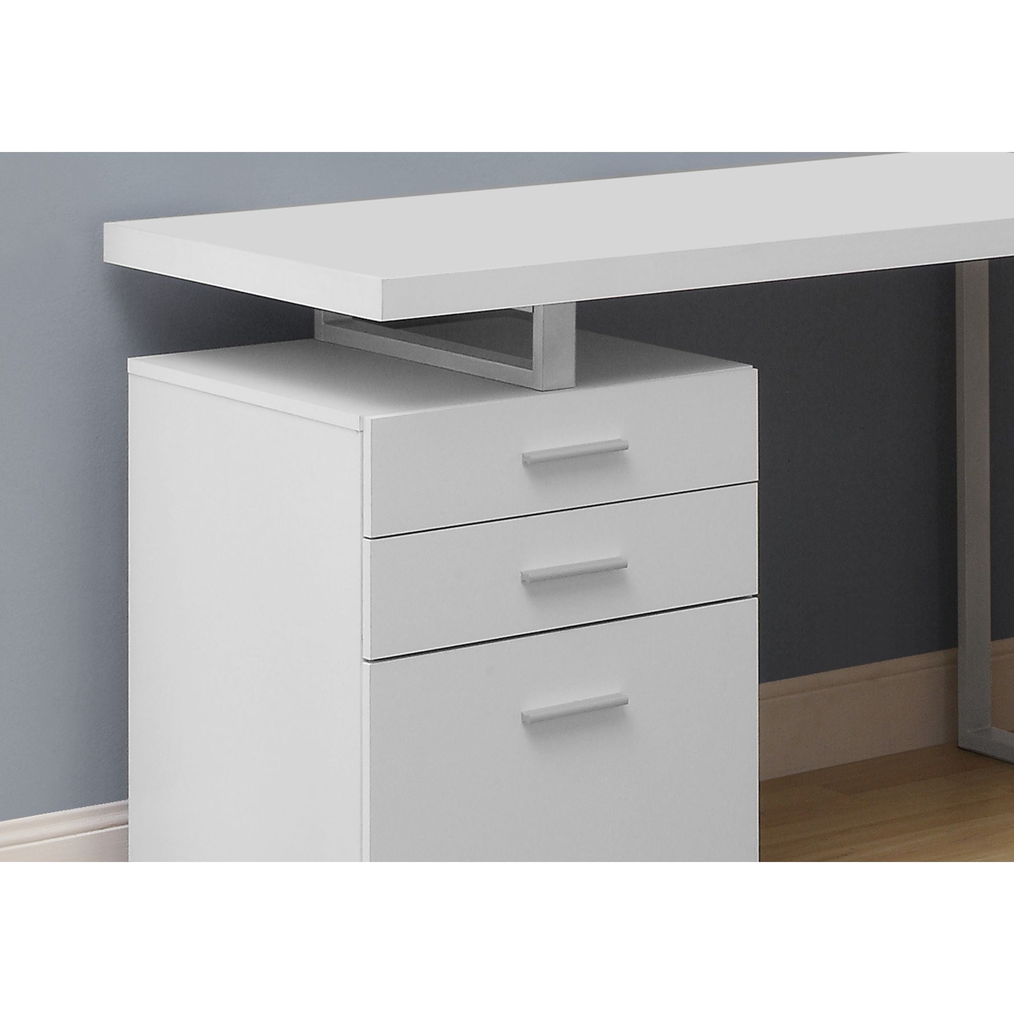 60 Inch Large Computer Desk for Home Office - Modern Writing Workstation with Sturdy Frame - Perfect for Remote Work, Gaming & Study