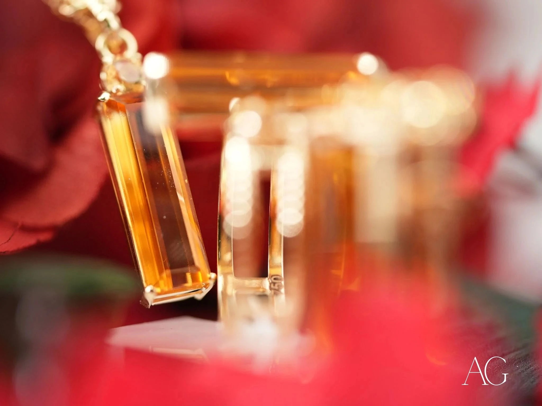 18K Gold Citrine Pendant Necklace - Solar Aura Collection | Elegant Birthstone Jewelry for Women | Perfect for Gifts, Anniversaries & Special Occasions