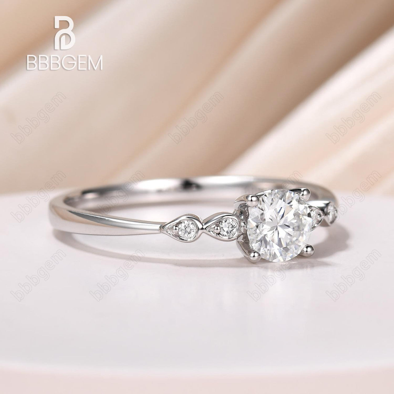 Vintage Moissanite Engagement Ring - 5mm Round Cut 0.5 Carat Moissanite & Diamond Bridal Ring in 14K/18K White Gold - Perfect for Proposals, Anniversaries & Wedding Bands