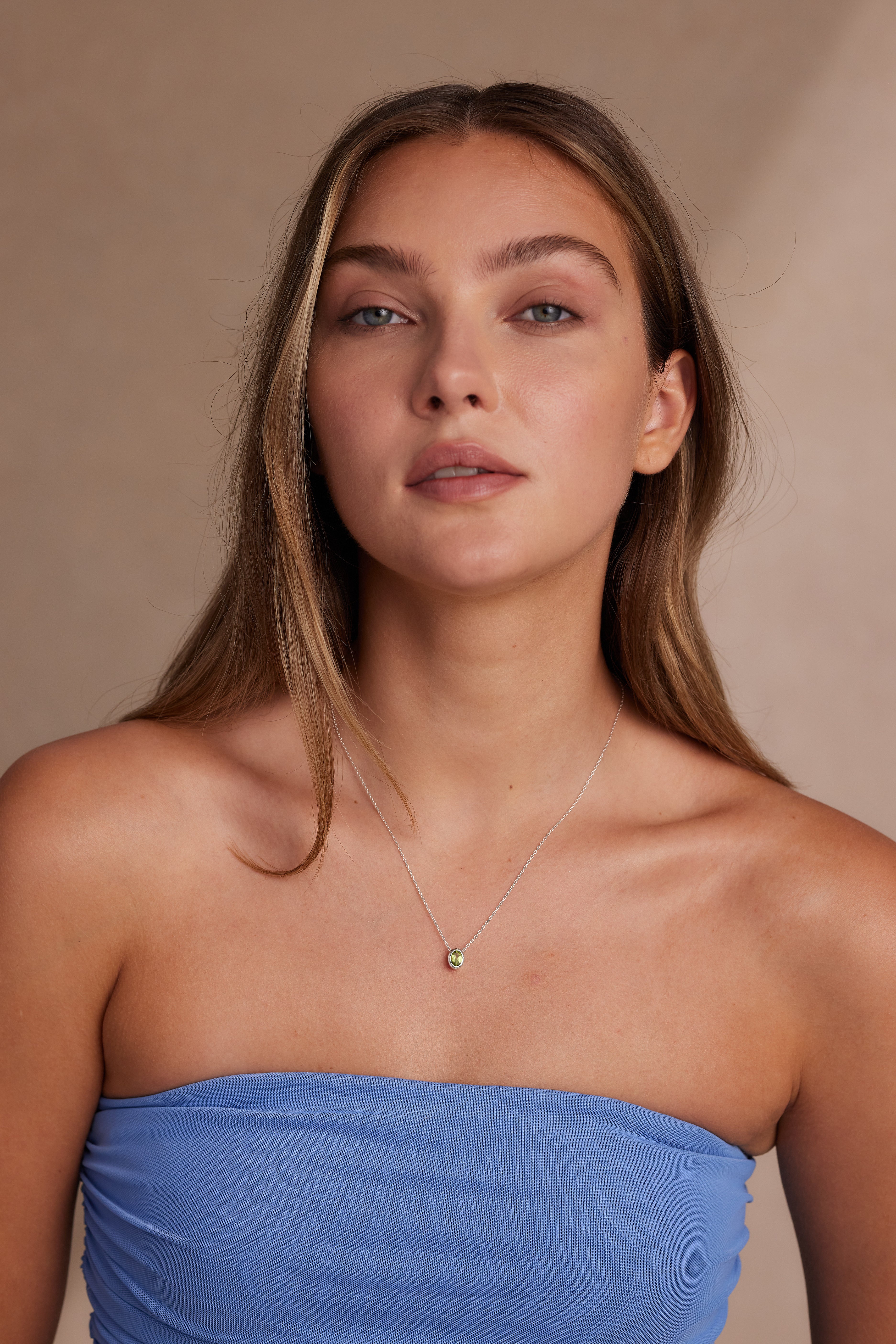 August Peridot Silver Oval Birthstone Necklace - Elegant Sterling Silver Jewelry for Women, Perfect Gift for Birthday, Anniversary & Special Occasions