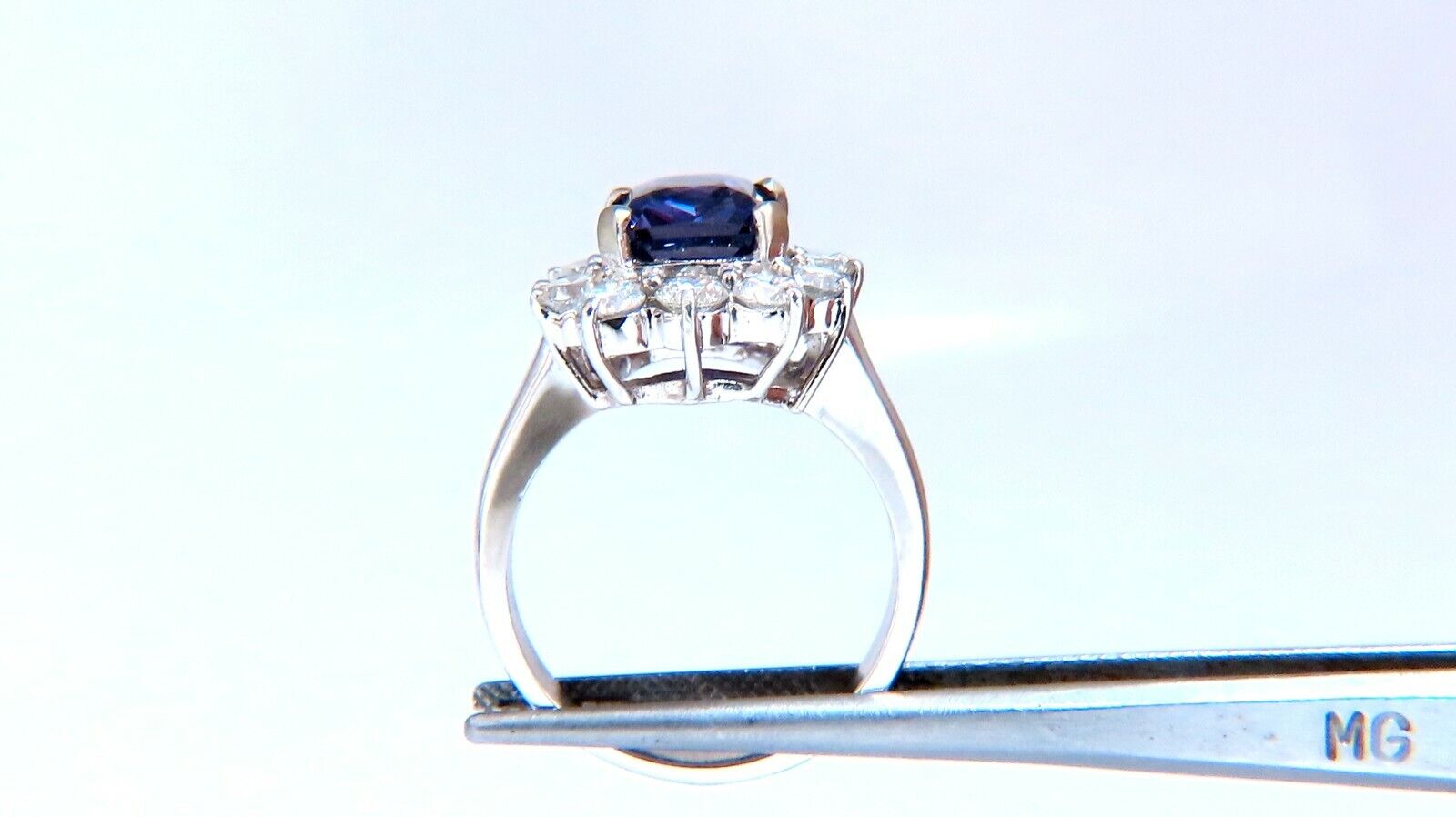 GIA Certified 5.03 Carat Natural No Heat Color Change Purple Violet Sapphire Ring - Elegant Engagement & Wedding Jewelry for Women