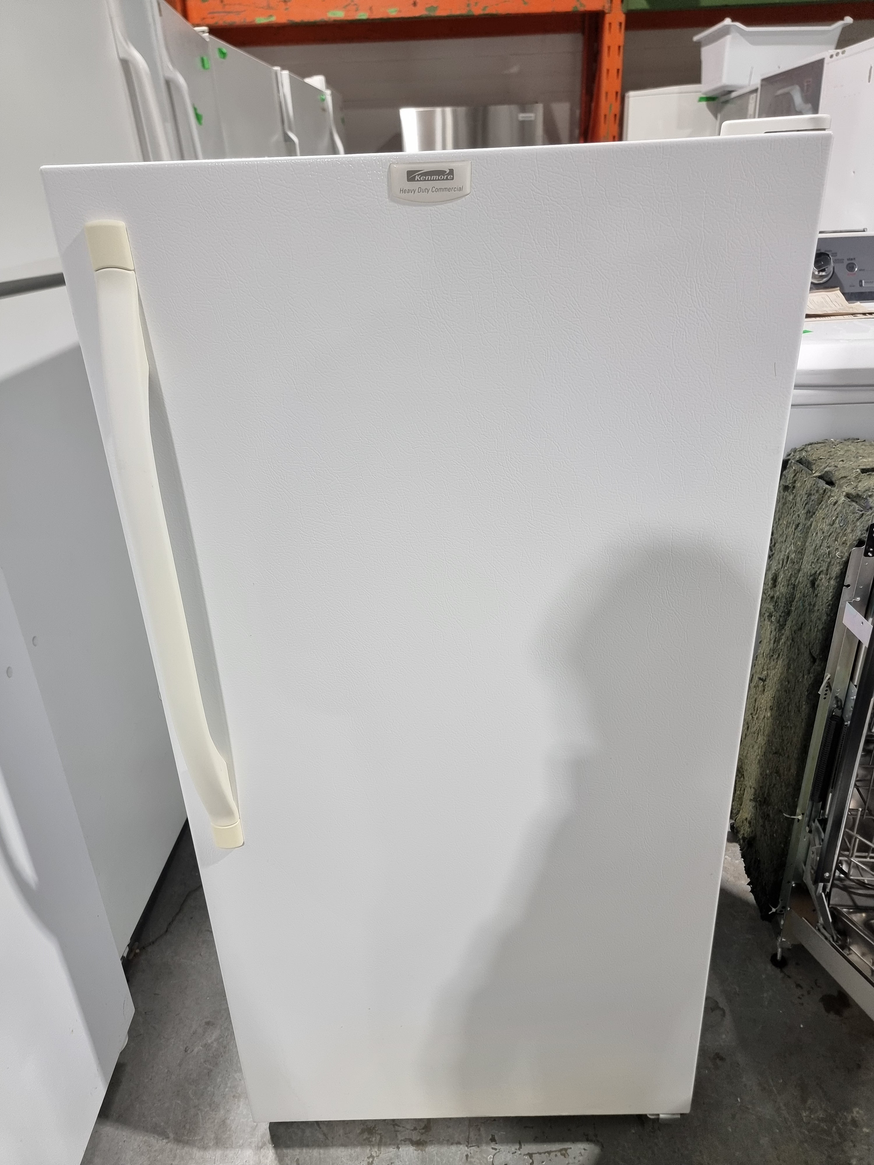 Kenmore 24-Inch White Freezer | 970 225928 | Energy Efficient Upright Freezer for Home, Garage, or Basement Storage