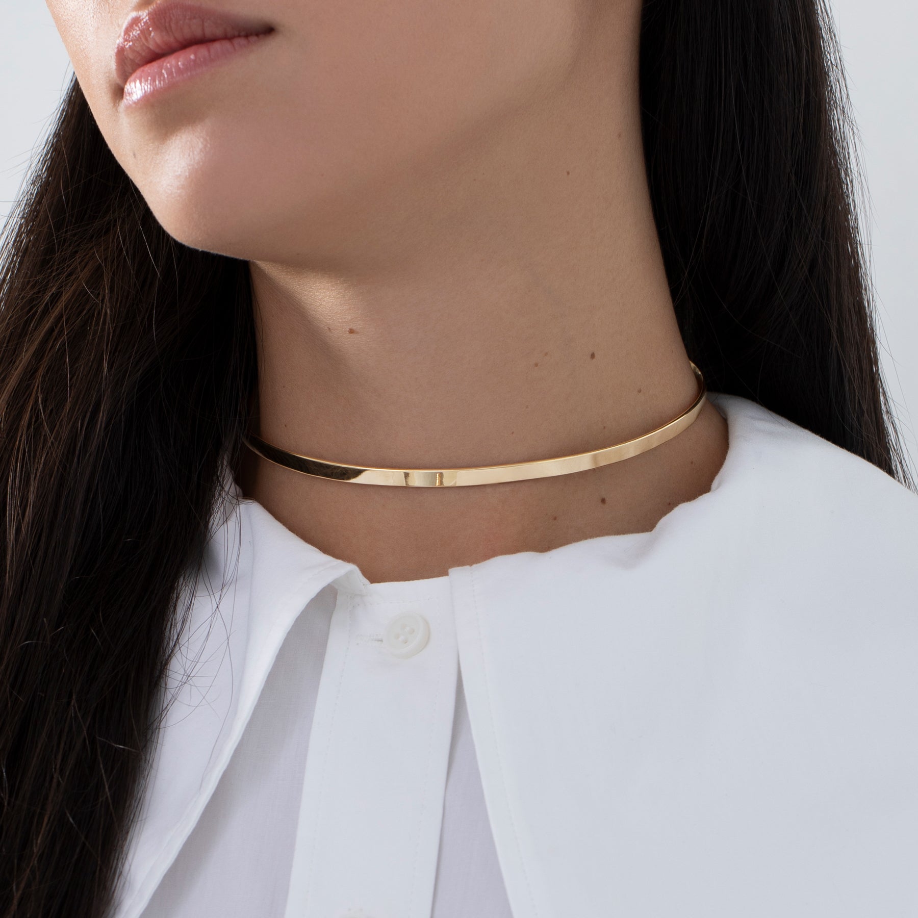 Minimalist Thin Gold Band Choker Necklace - Dainty Gold Choker for Women - Elegant Layering Piece for Everyday Wear & Special Occasions