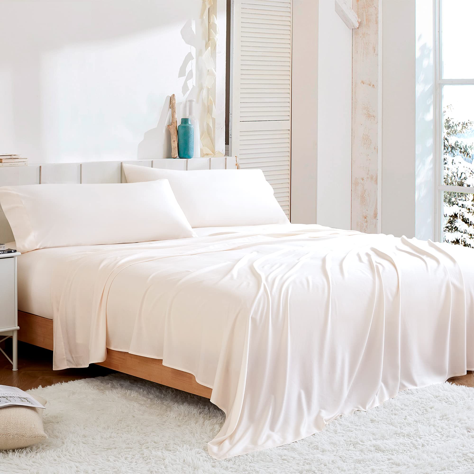Snorze® Cloud Sheet Set - Ultra Soft Bamboo Bedding - Full Size in Sugar Swizzle Color | Perfect for Deep Sleep & Luxury Bedroom Decor