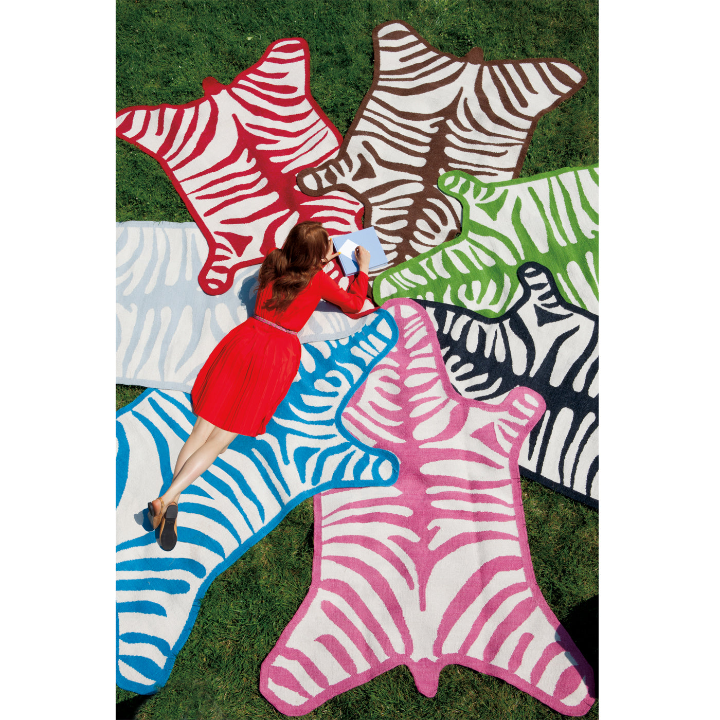 Stylish Zebra Flatweave Rug - Soft & Durable Non-Slip Area Rug for Living Room, Bedroom, or Nursery - Perfect for Boho, Modern & Farmhouse Decor