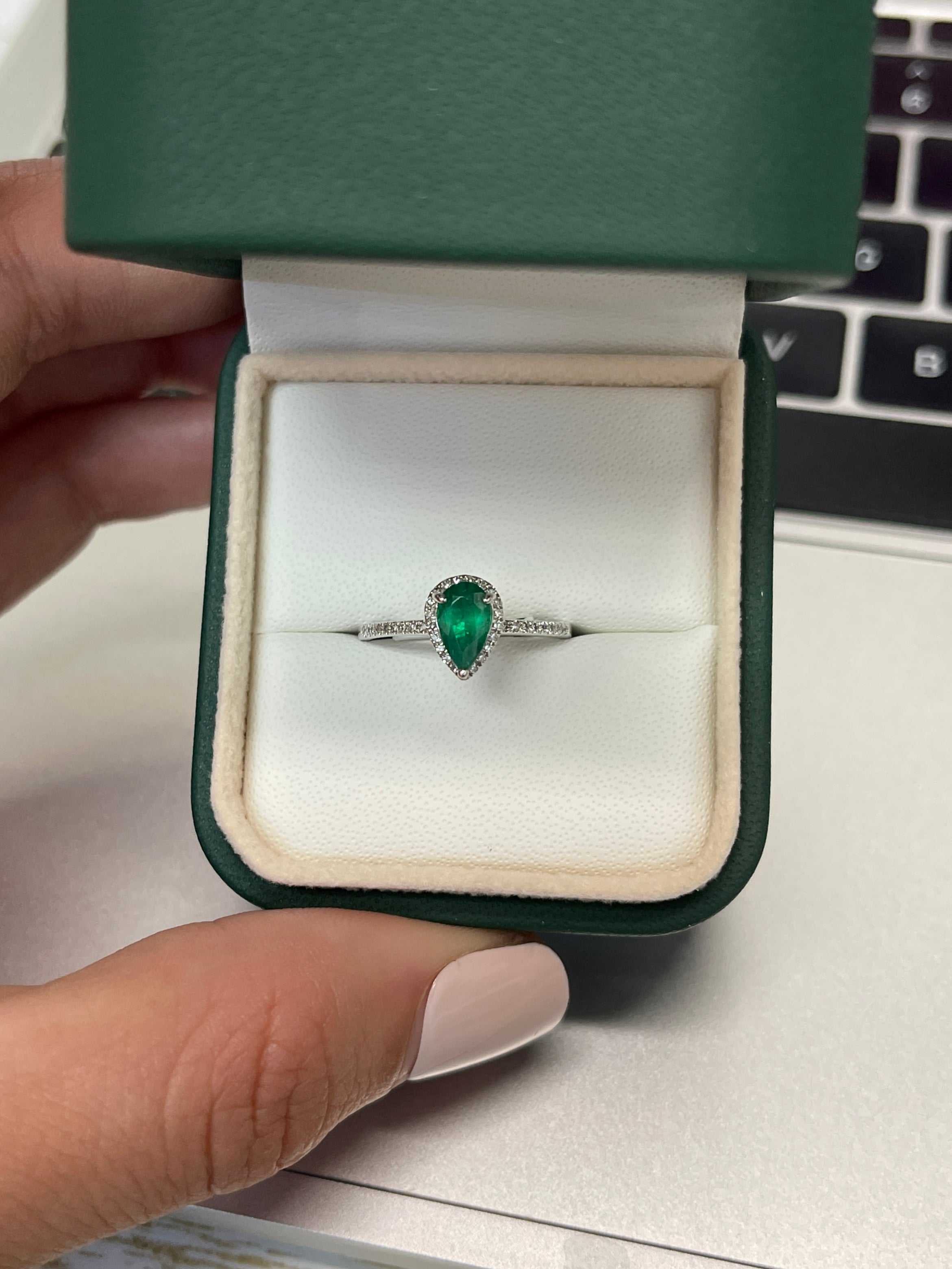 1.10tcw Pear Cut Emerald & Diamond Engagement Ring in 14K Gold - Perfect for Proposals, Weddings & Anniversary Gifts