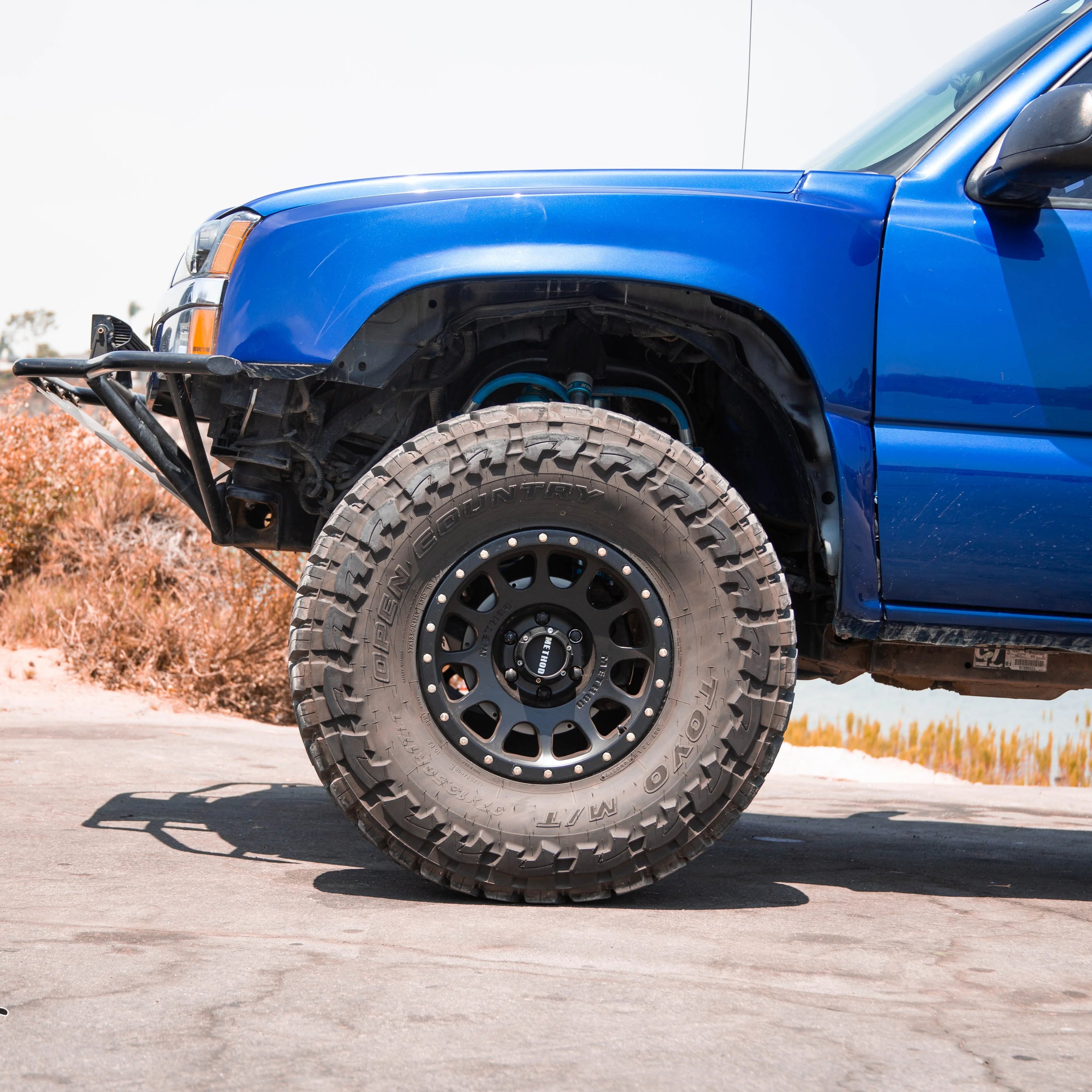 2003-2006 Chevrolet Silverado Fiberglass Fender Replacement - Durable & Lightweight Aftermarket Fenders for Off-Road & Custom Truck Builds
