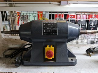 Aiko 1.1kw Heavy Duty Bench Grinder | BG BPM250HD Model | Professional Metal & Woodworking Tool for Sharpening, Polishing & Grinding | Workshop & DIY Projects
