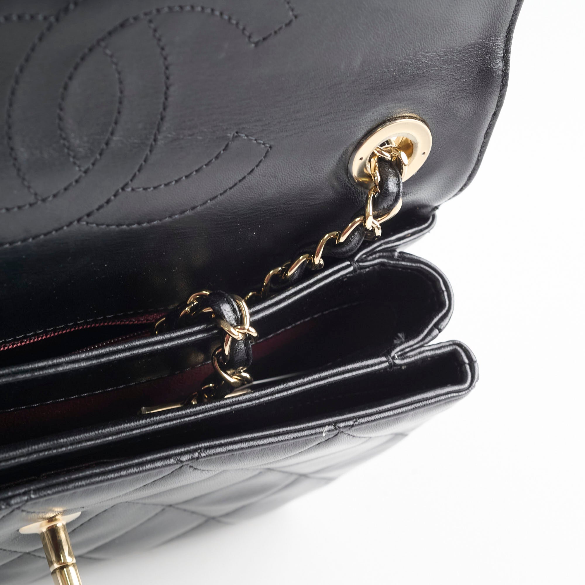 Chanel Trendy CC Small Black Leather Crossbody Bag for Women | Luxury Designer Handbag for Evening Out & Special Occasions
