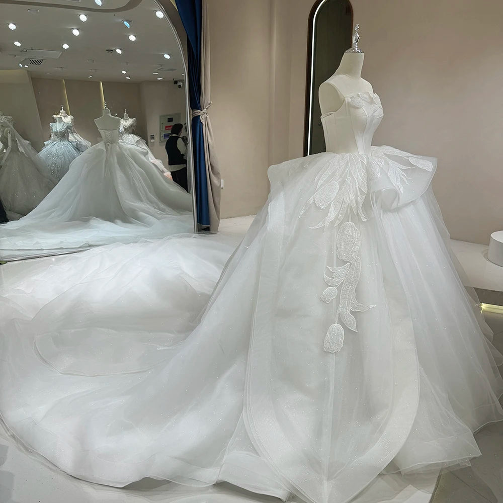 Ivory Glitter Strapless Princess Wedding Dress - Sleeveless Bridal Ball Gown for Bride, Prom, Quinceañera & Formal Events