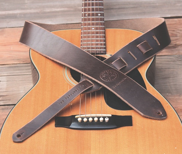 Premium Brown Leather Guitar Strap for Acoustic & Electric Guitars - Comfortable & Adjustable for Musicians, Performers & Beginners - Perfect for Live Shows, Studio Sessions & Practice