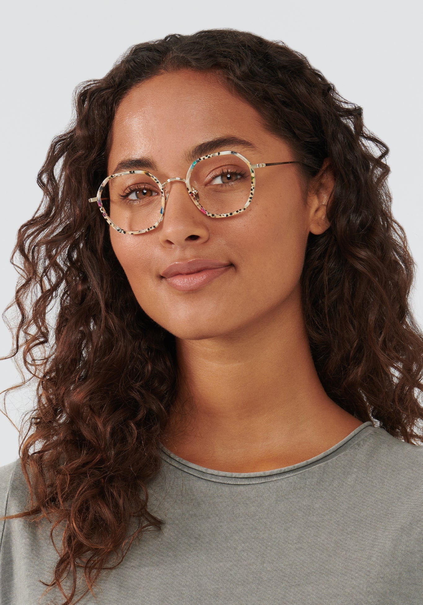 LEIGHTON 12K Titanium Necklace with Poppy Charm - Elegant Jewelry for Women, Perfect for Gifts, Anniversaries, and Everyday Wear