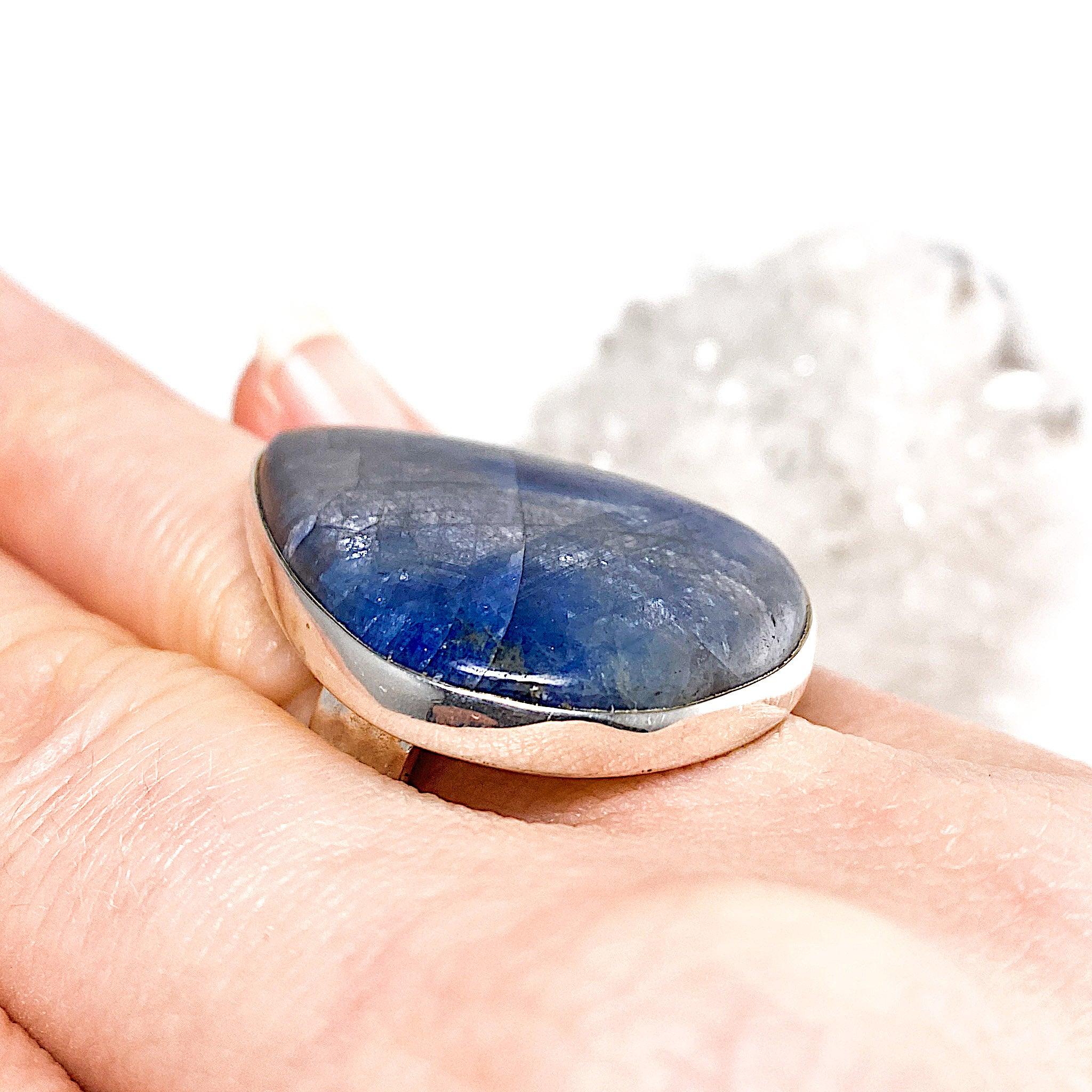 Sapphire Teardrop Beaten Band Ring - Size 9 - KRGJ1618 - Elegant Jewelry for Weddings, Parties & Special Occasions