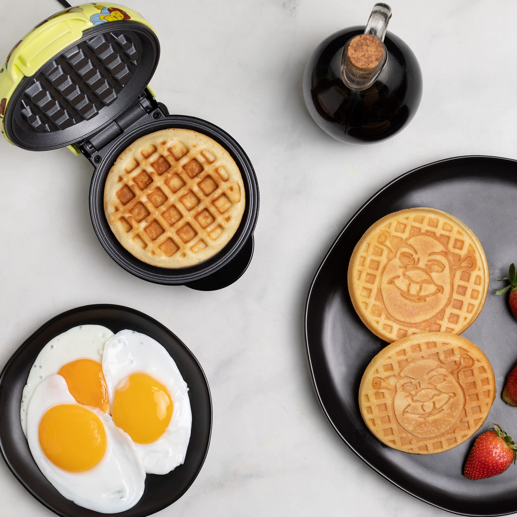 Uncanny Brands Shrek Mini Waffle Maker - Fun Cartoon Character Waffle Iron for Kids & Adults - Perfect for Breakfast, Parties & Gifts