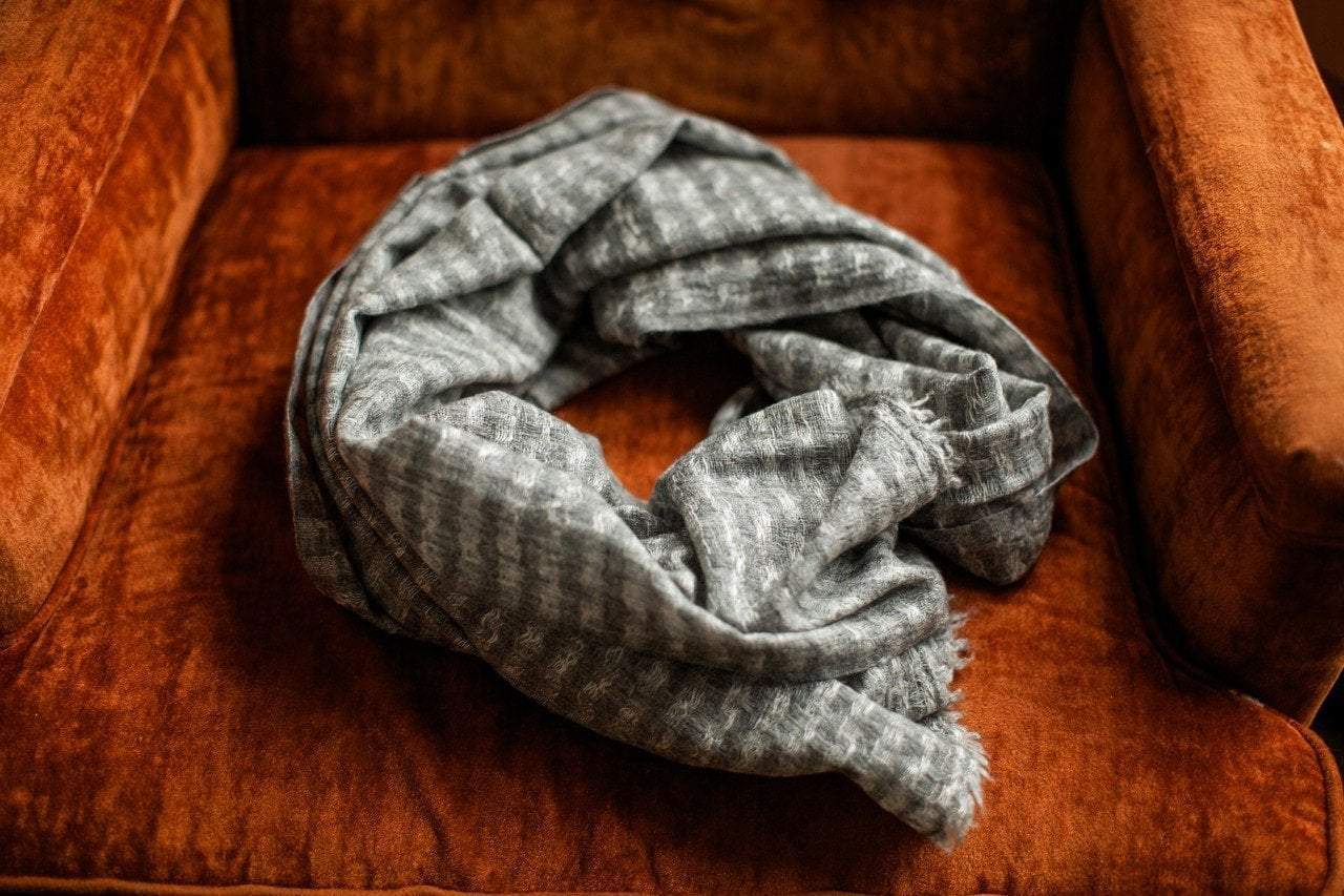Luxury 100% Cashmere Scarf for Women & Men - Soft Textured Grey Winter Wrap - Perfect for Cold Weather, Office & Travel Accessories