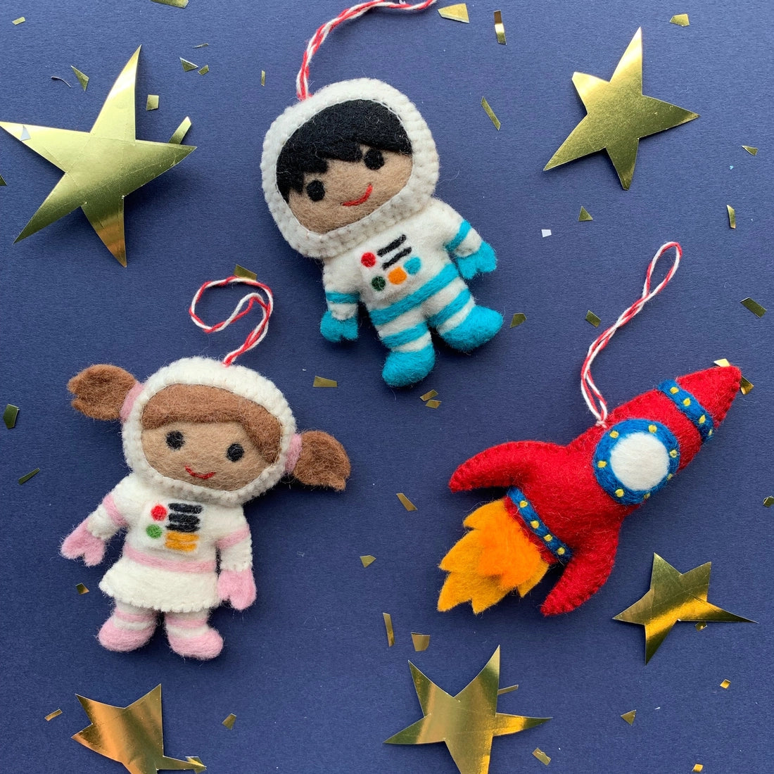 Blue Astronaut Felt Ornament - Handmade Christmas Tree Decoration for Kids Room, Space Themed Nursery Decor, DIY Craft Gift for Boys & Girls - Perfect for Holiday Decorations, Birthday Parties and Baby Showers