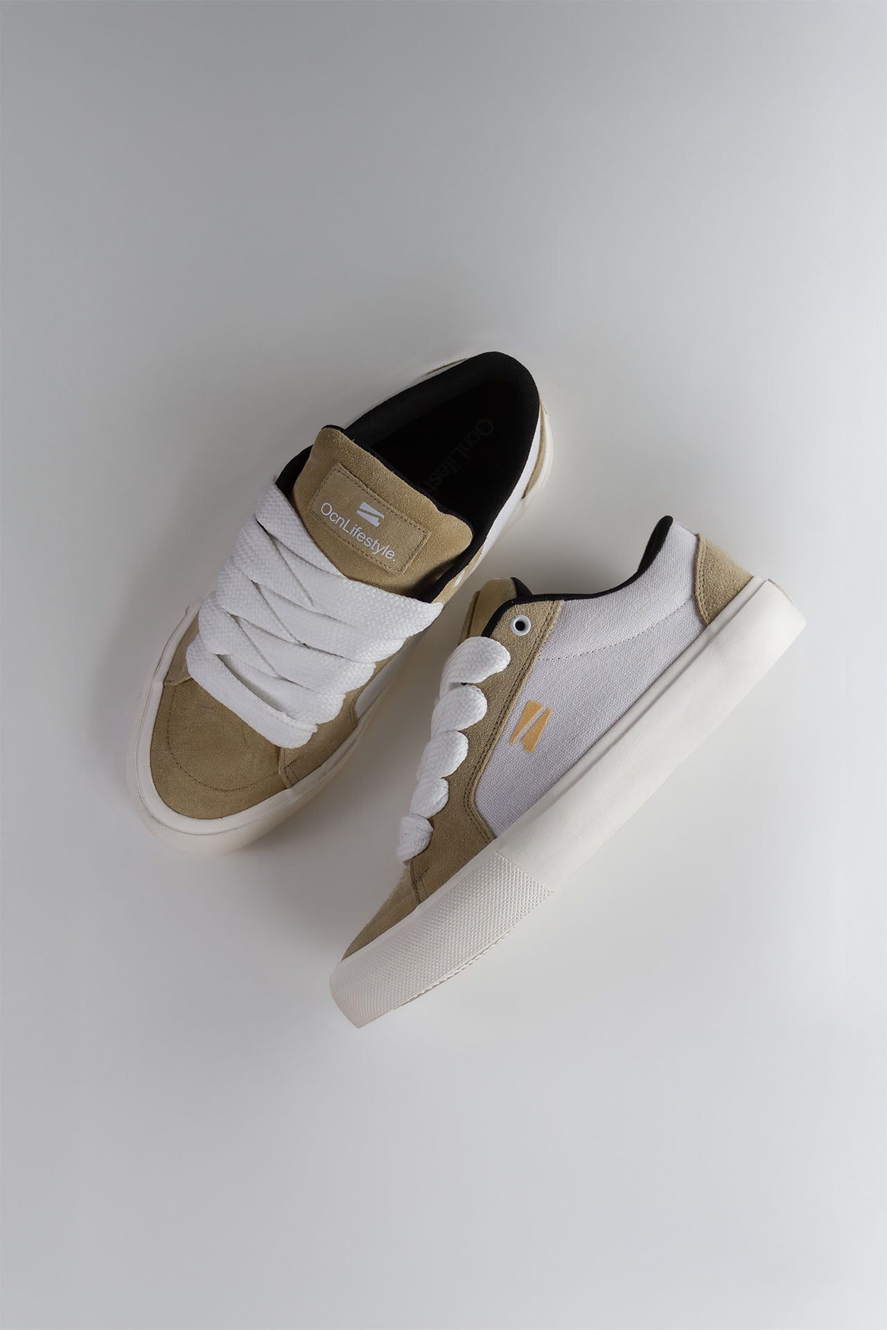 Unisex Ocn Lincoln City Sneakers in White & Beige - Comfortable Casual Shoes for Walking, Running & Everyday Wear