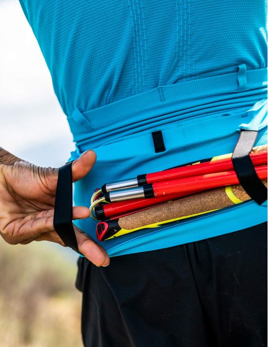 Compressport Unisex Free Belt Pro - Lightweight Running Belt for Men & Women, Hawaiian Ocean Design - Perfect for Jogging, Hiking & Outdoor Activities