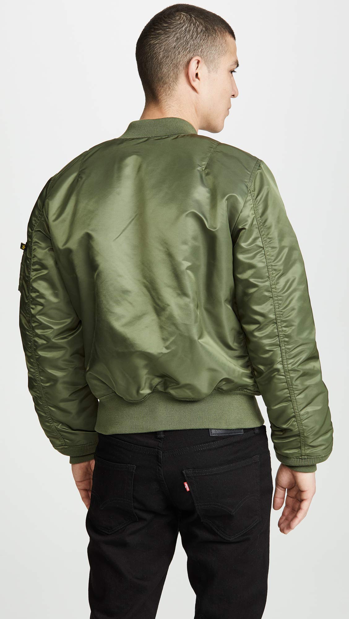 Alpha Industries MA-1 Slim Fit Bomber Flight Jacket for Men - Lightweight Military Pilot Jacket with Water-Resistant Nylon - Perfect for Casual Wear, Aviation Enthusiasts & Outdoor Adventures