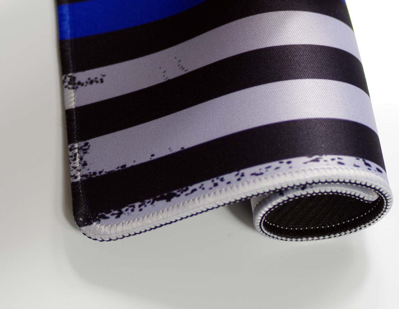 Retro Thin Blue Line Flag Mouse Pad - Non-Slip Rubber Base, 9.5 x 7.8 Inch - Perfect for Office, Gaming & Police Supporters | USA Patriotic Desk Accessory
