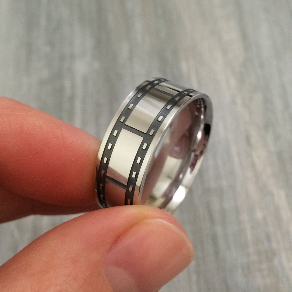 Silver Film Strip Camera Ring for Photographers - Vintage Photography Jewelry Gift for Film Lovers & Wedding Photographers