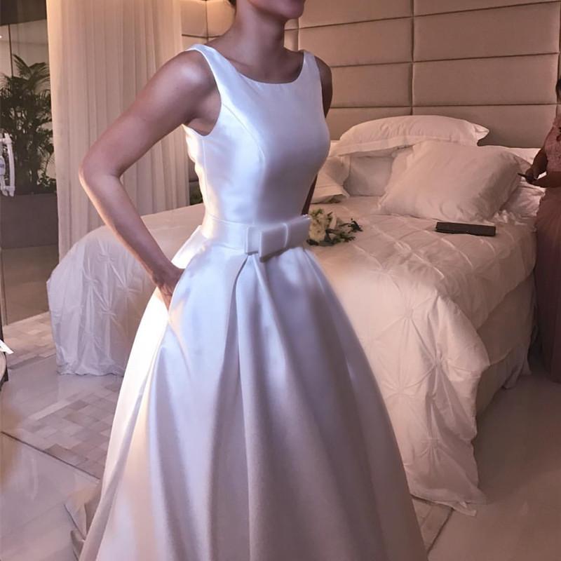 Elegant A-Line Scoop Neck Satin Wedding Dress with Bow Sash – Perfect for Bridal Ceremonies, Prom, and Formal Events