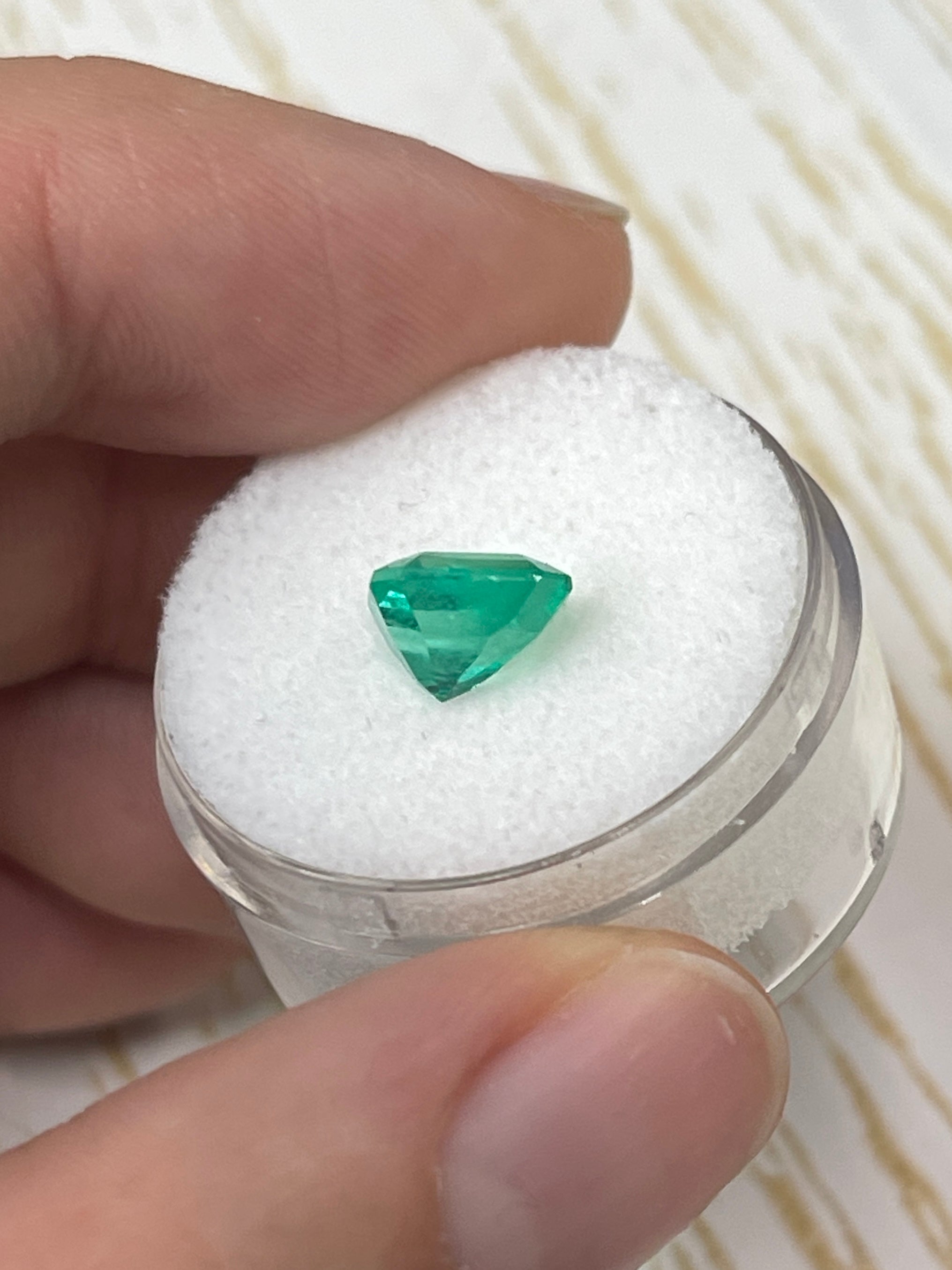 2.14 Carat Chunky Emerald Cut Natural Colombian Emerald Gemstone - Apple Green Color for Jewelry Making, Engagement Rings & Luxury Gifts