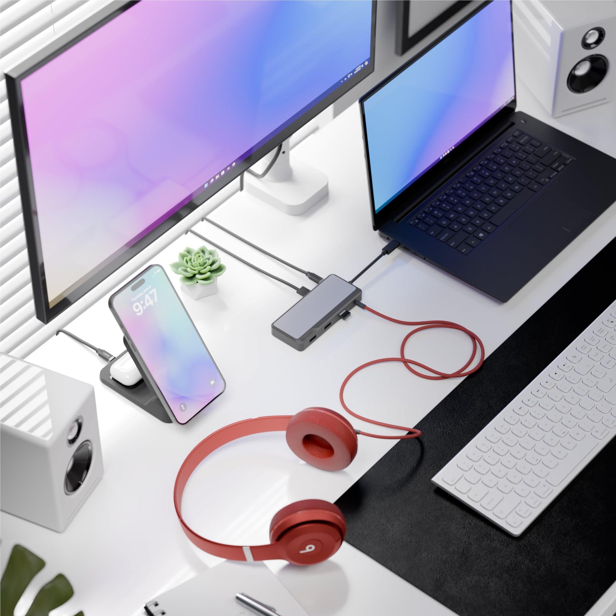 Alogic Fusion Pro GO 7-in-1 USB C Hub with 4K HDMI, USB 3.0, SD Card Reader - Portable Laptop Docking Station for MacBook Pro, iPad Pro, Chromebook - Perfect for Home Office, Travel & Remote Work