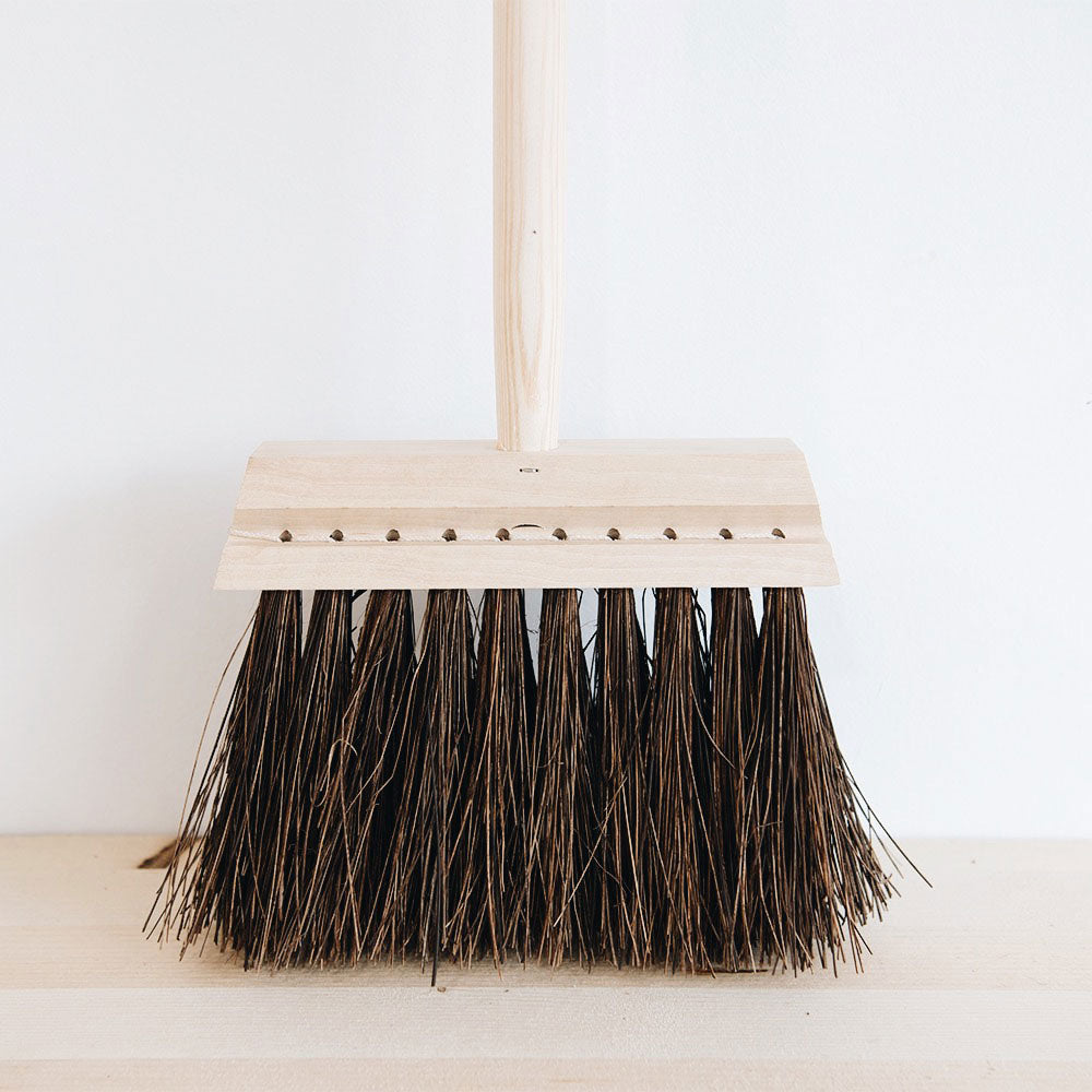 Premium Wooden Outdoor Broom - Short Handle for Patio, Deck & Garden Cleaning | Durable Natural Bristles for Leaves & Debris