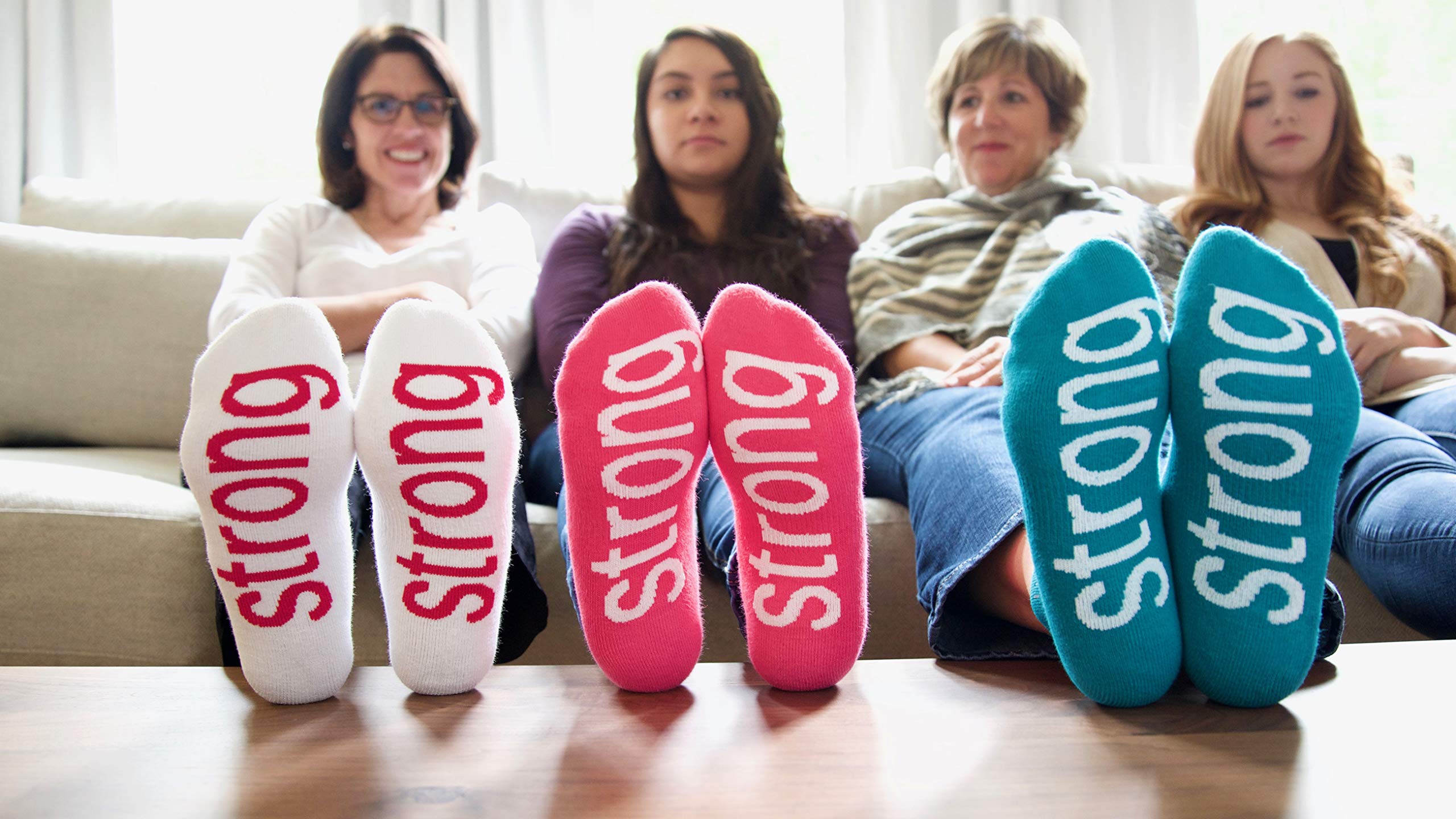Inspirational 'I Am Strong' Socks for Women & Men - Motivational Quote Socks for Workouts, Yoga & Daily Encouragement